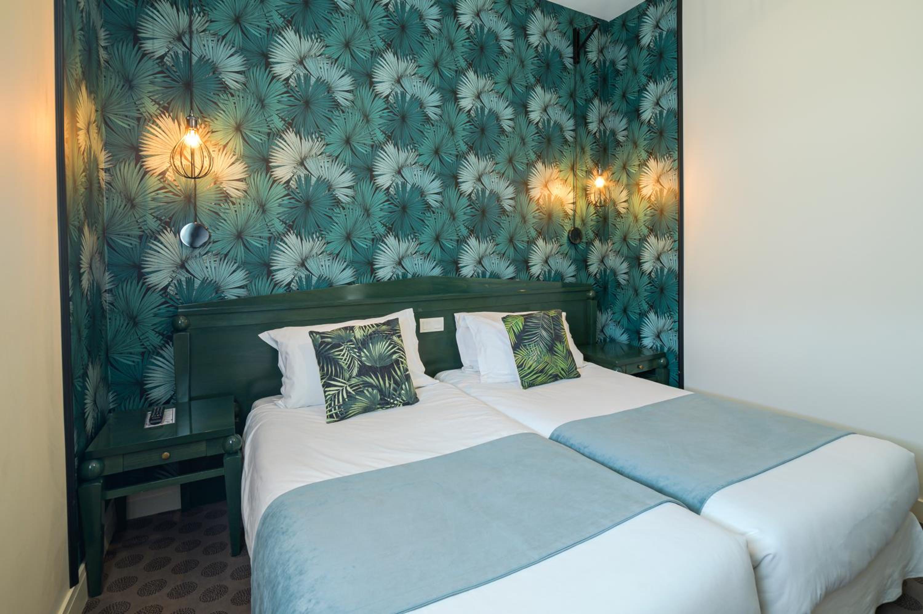 Superior Double or Twin Room photo 2