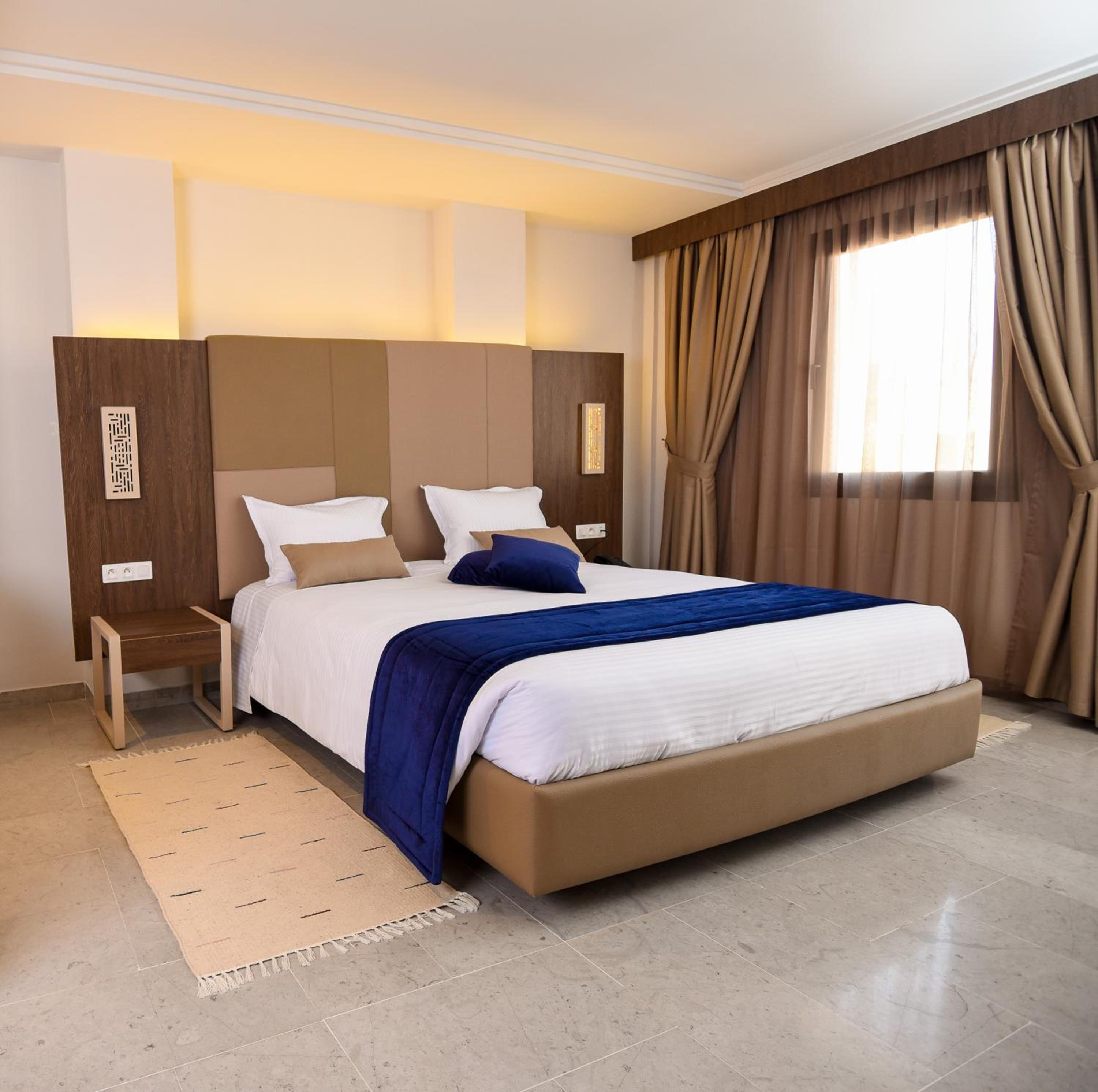 Double Room - Photo 5