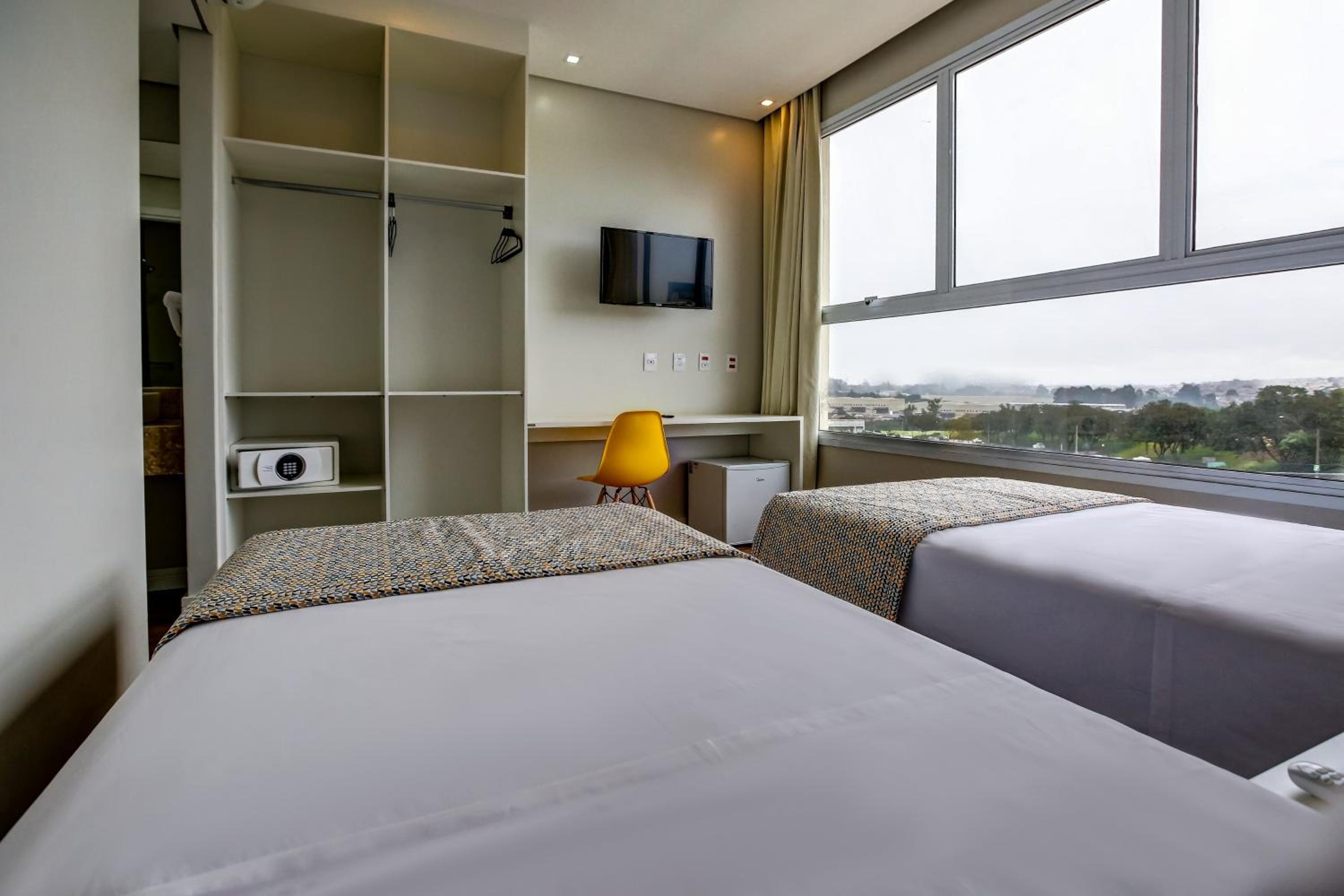 Standard Double Room - Photo 5