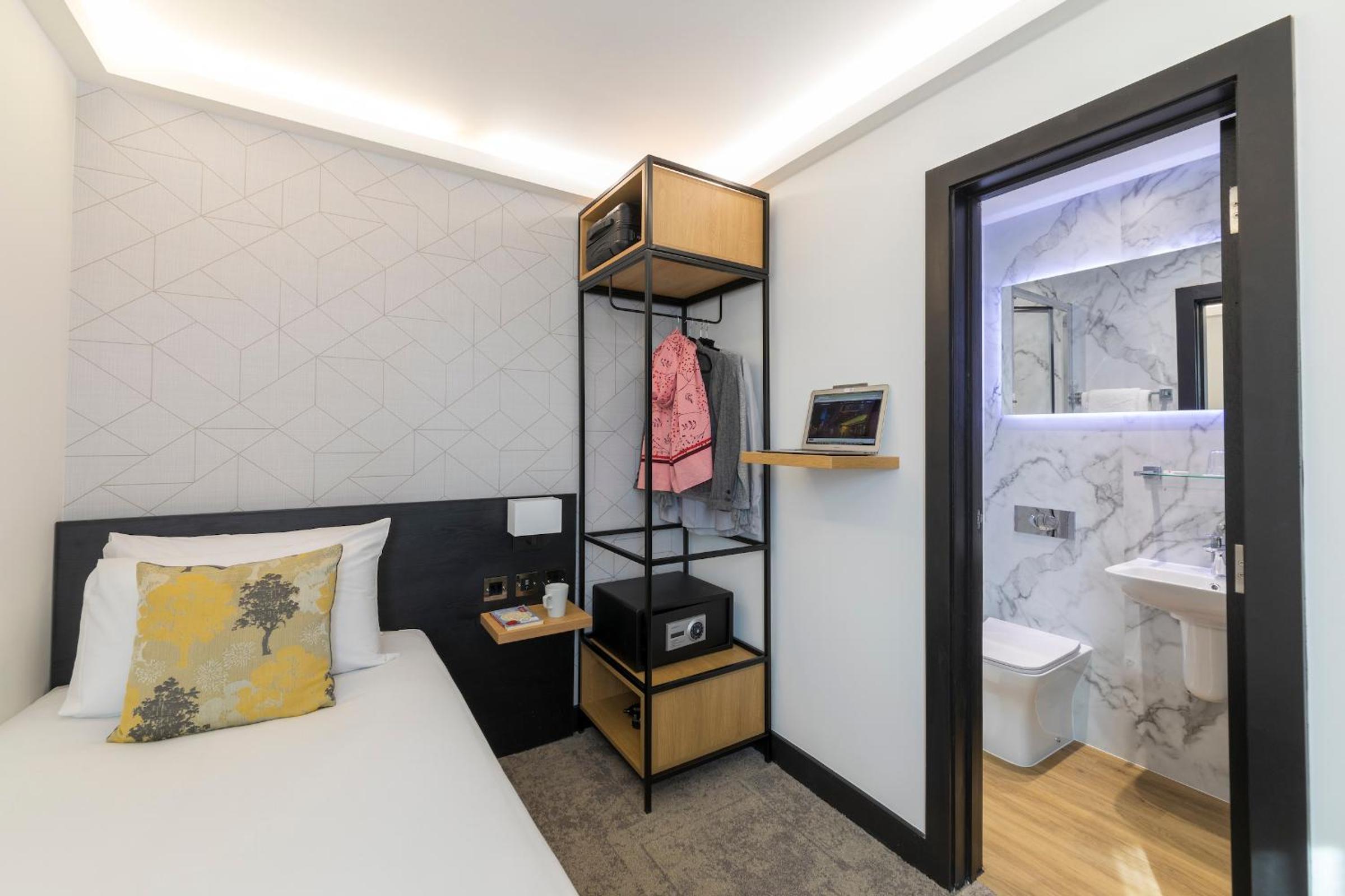 Urban Solo Room