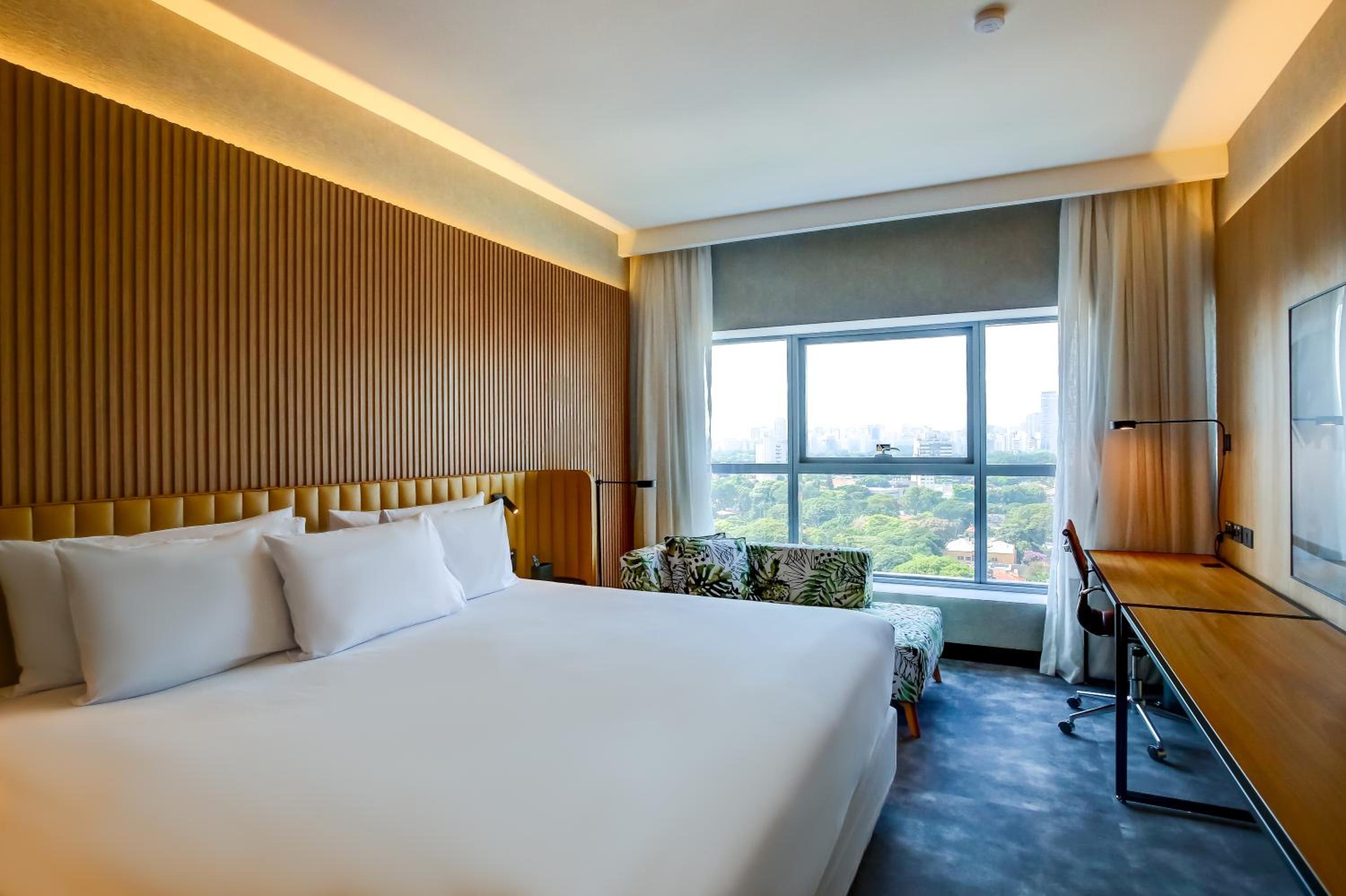 Deluxe Room - Photo 1