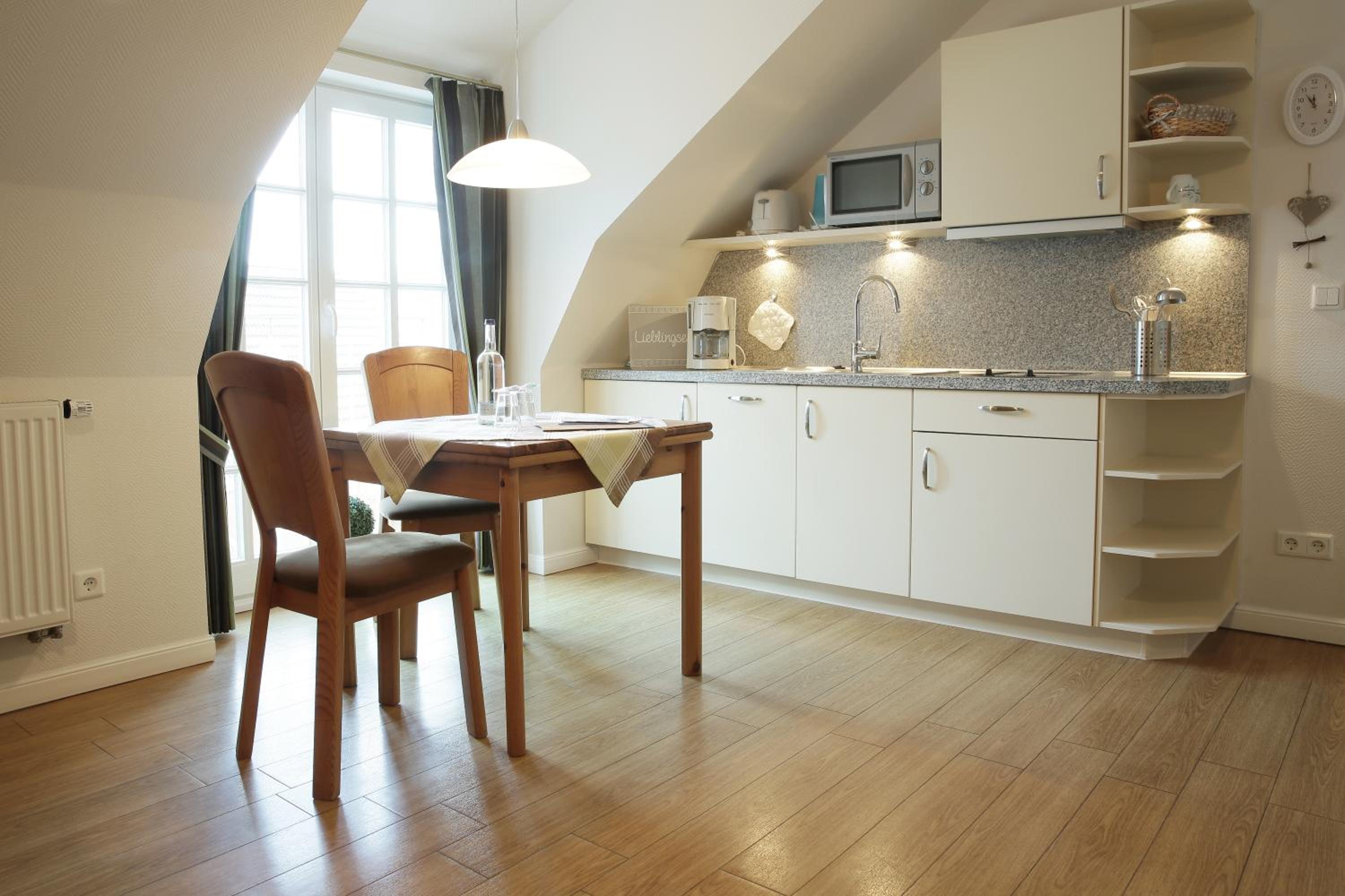 Apartment photo 3