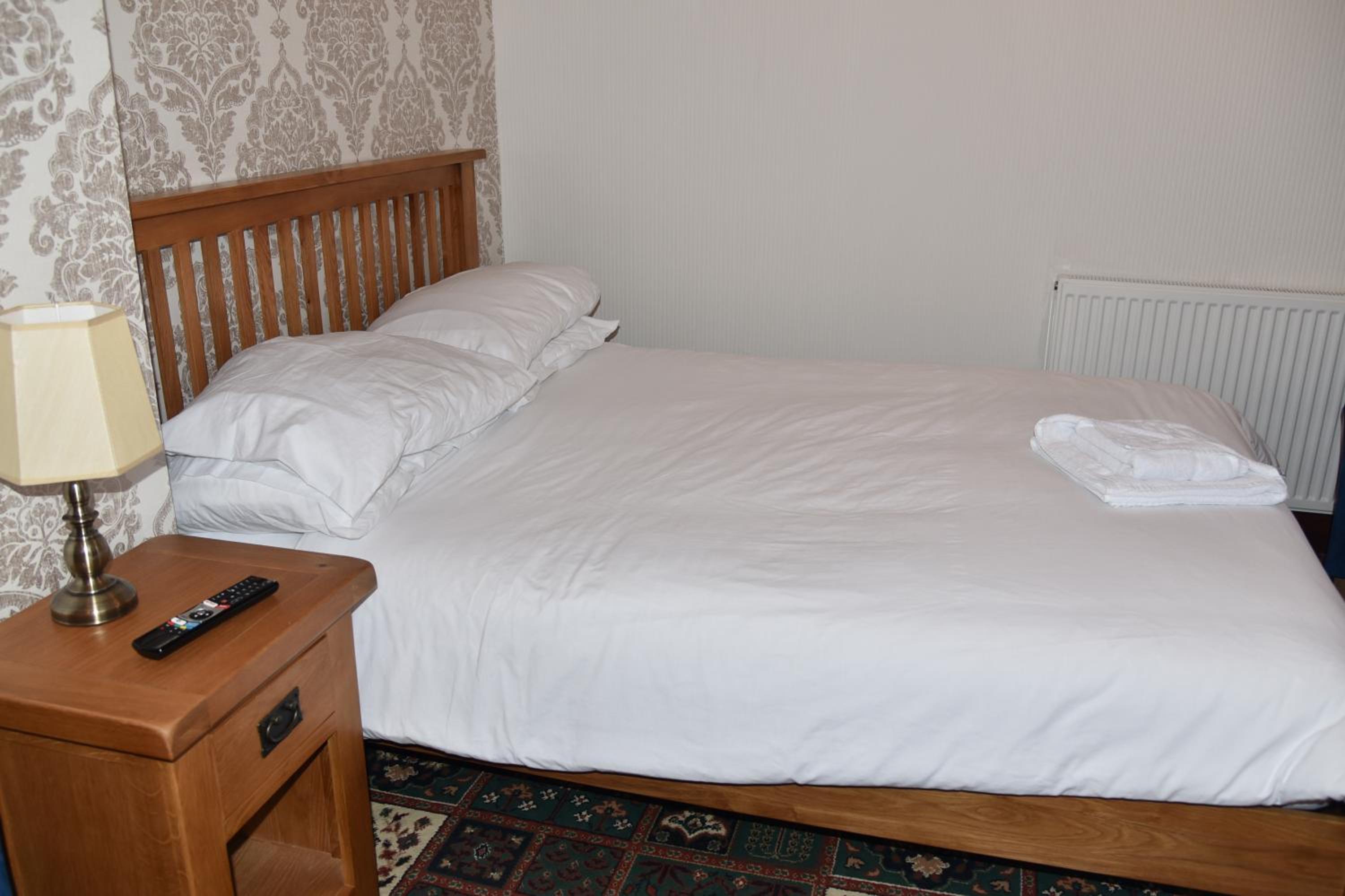 Budget Double Room - Photo 3