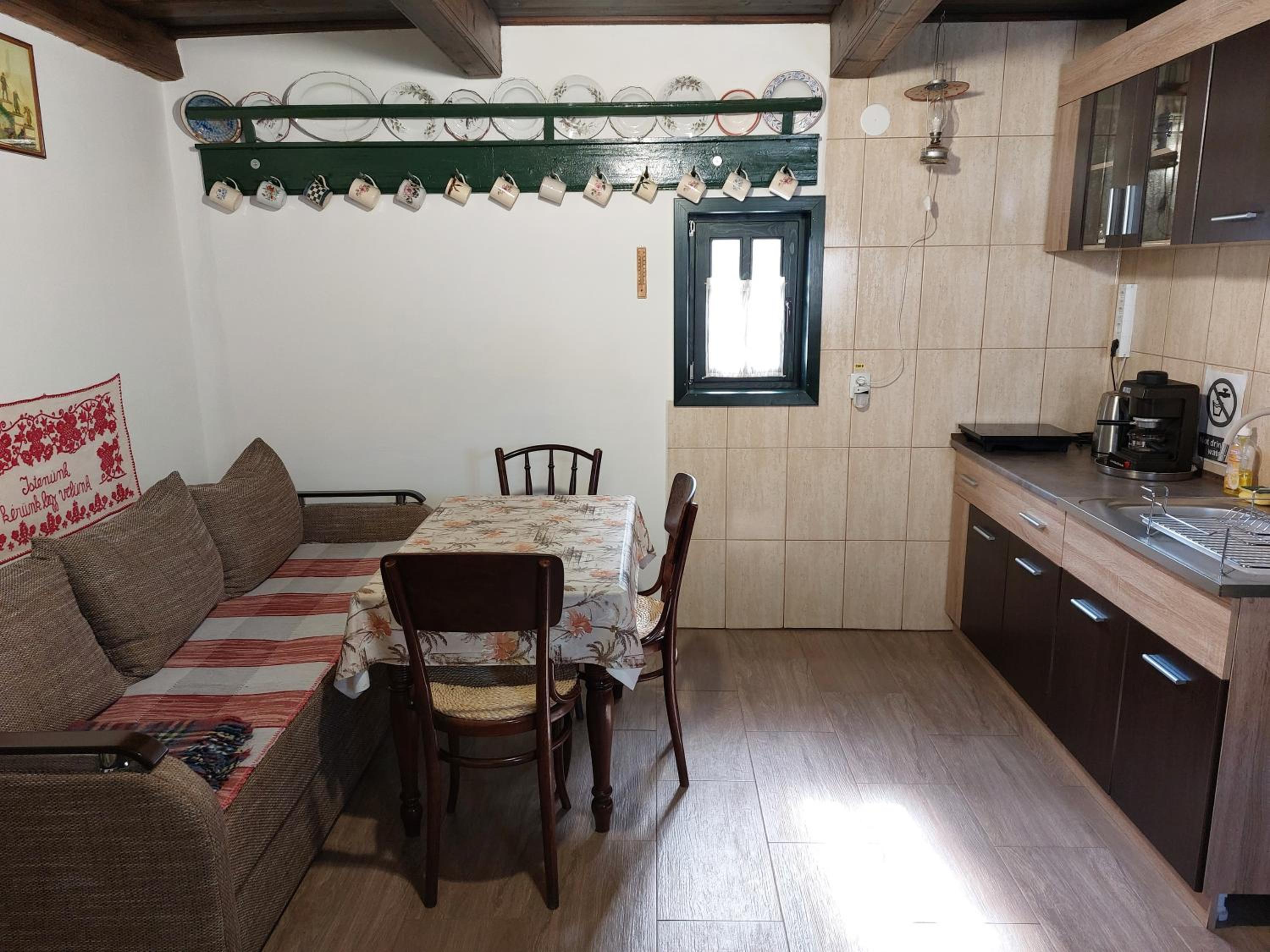 One-Bedroom House - Photo 15