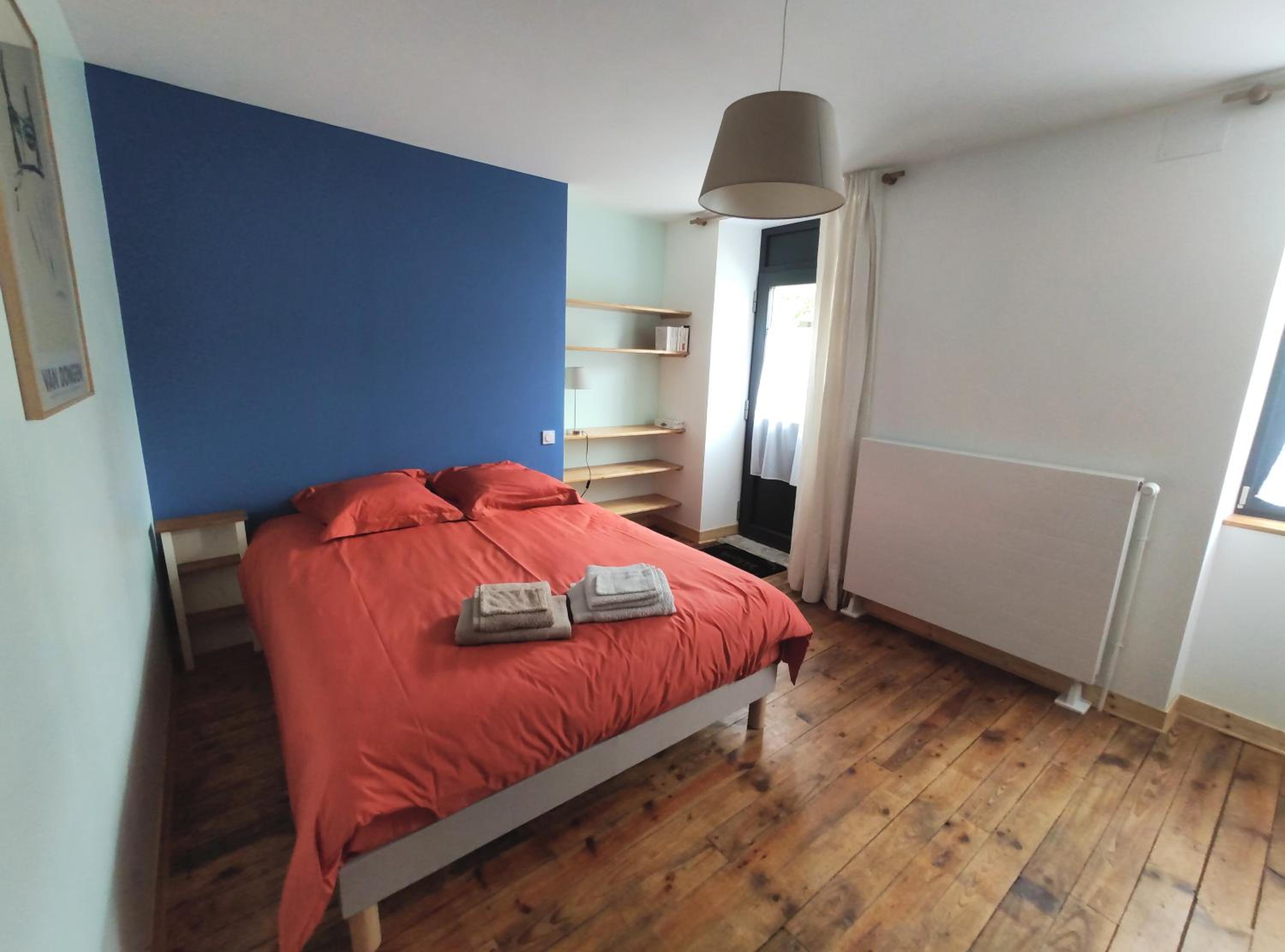 Double Room with Private Bathroom - Photo 3