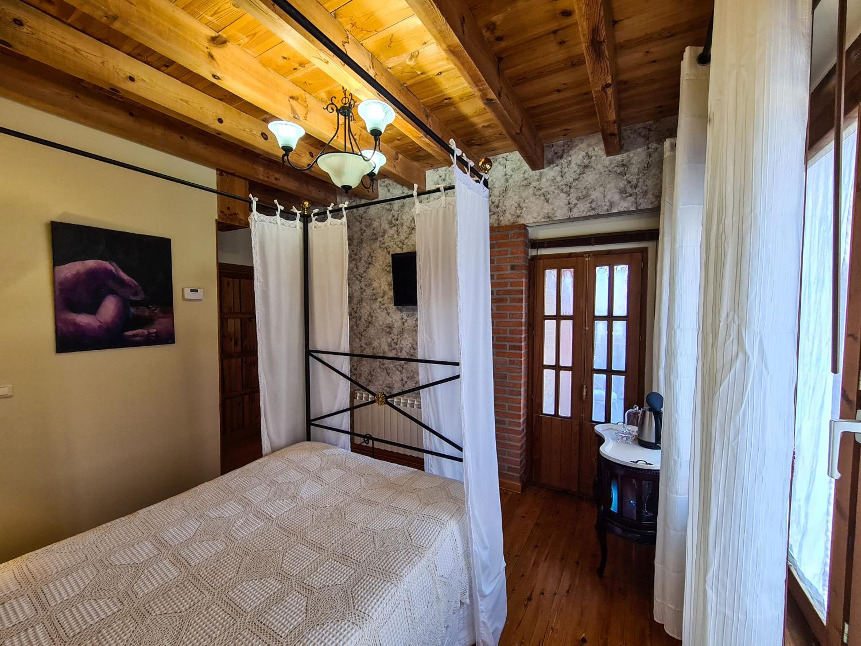 Suite with Balcony photo 3