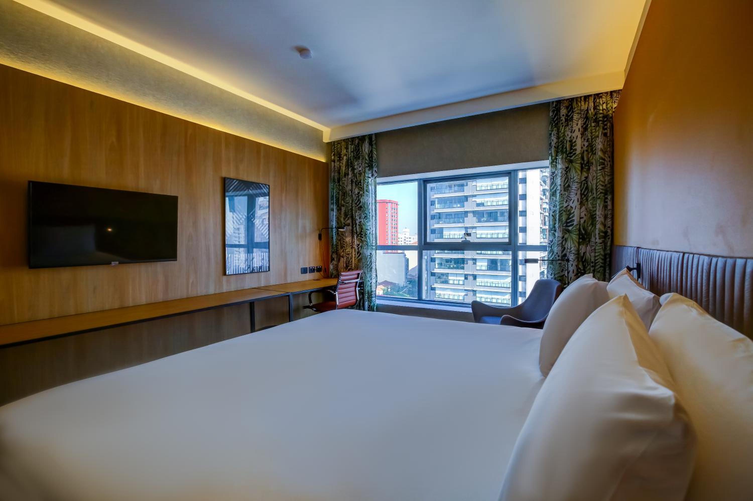 Superior King Room - Photo 6