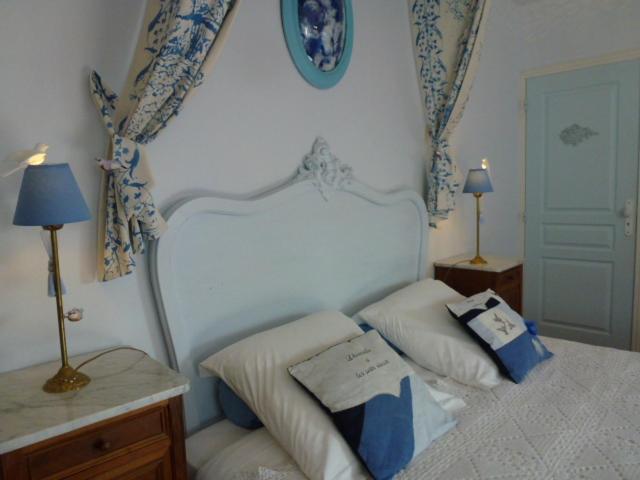 Deluxe Queen Room photo 2
