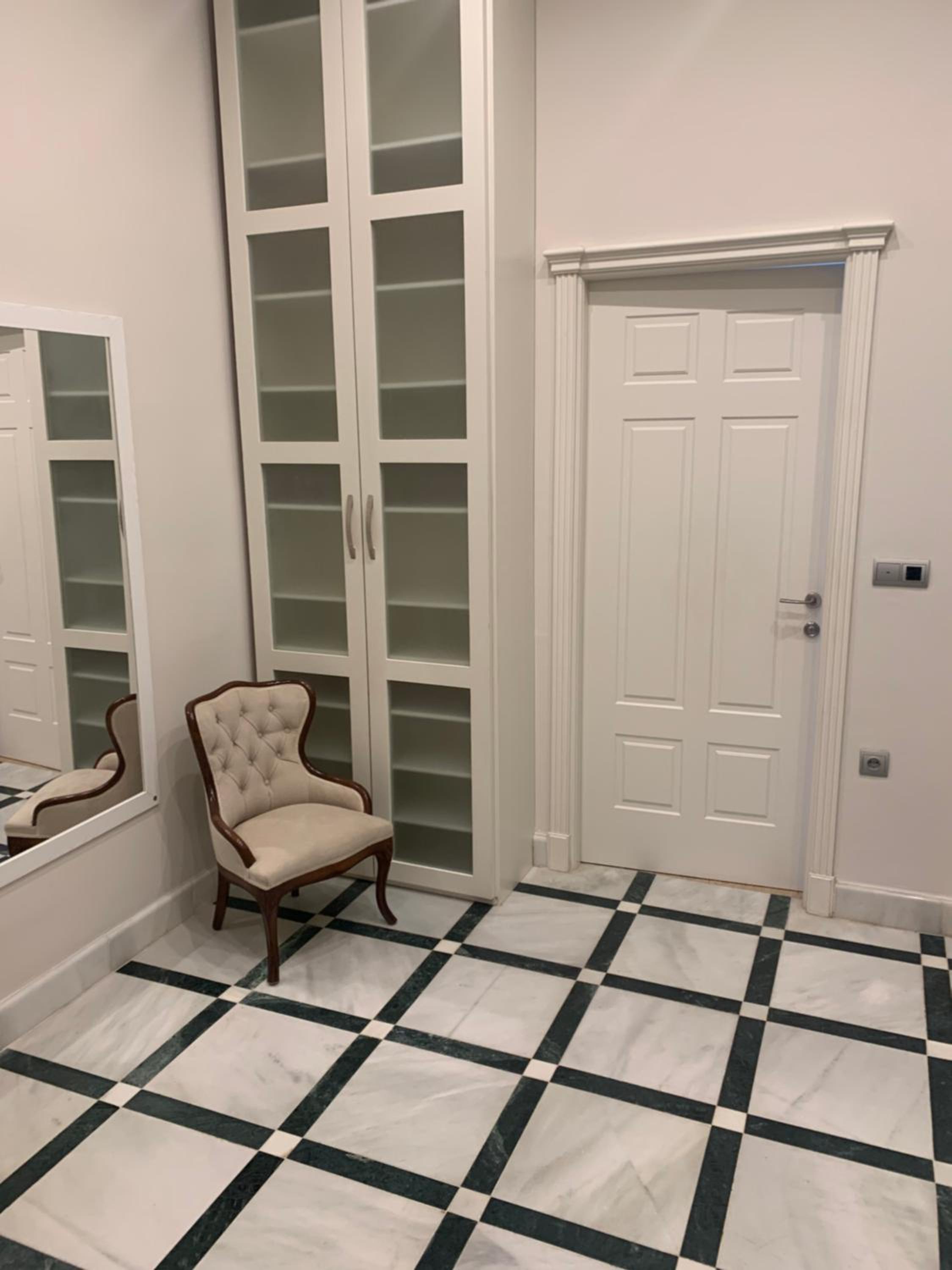 Suite - Photo 5