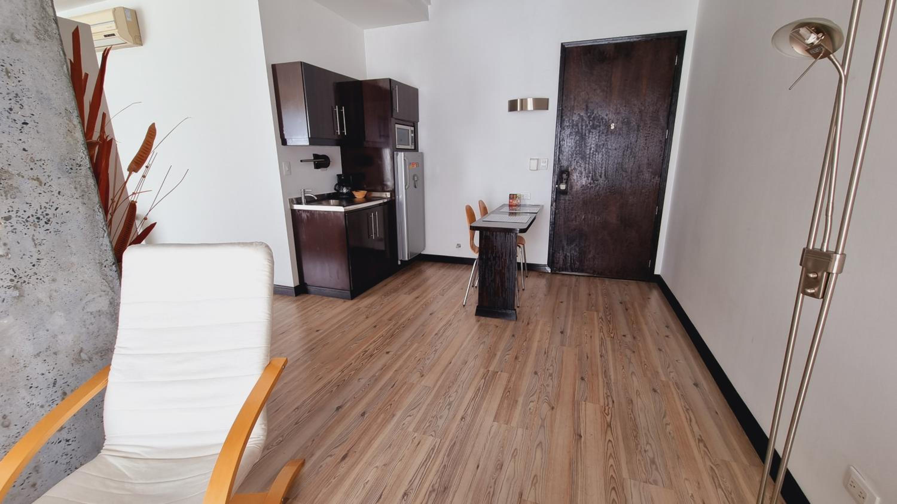 Suite - Photo 4