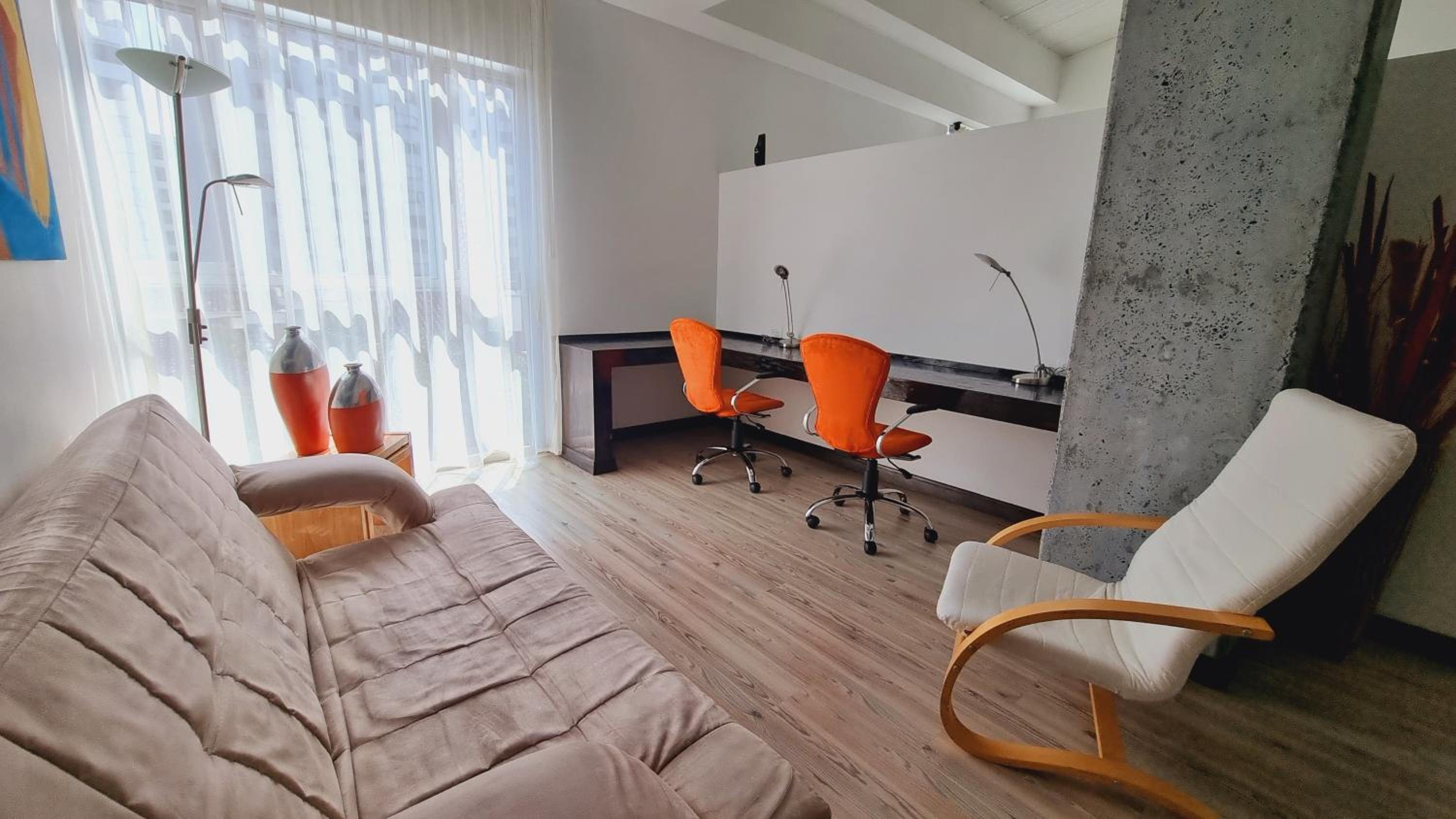 Suite - Photo 7