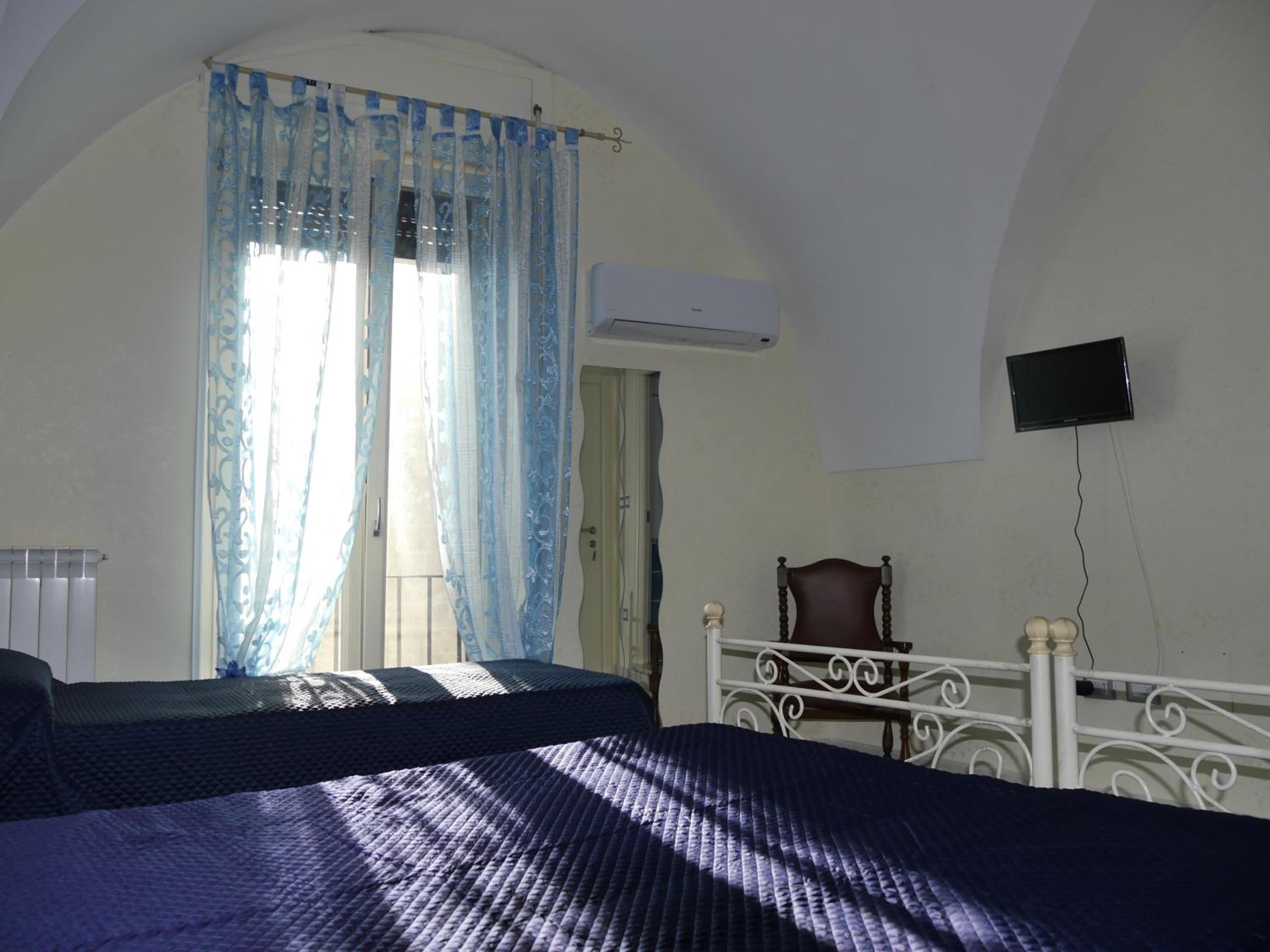 Double Or Twin Room photo 2