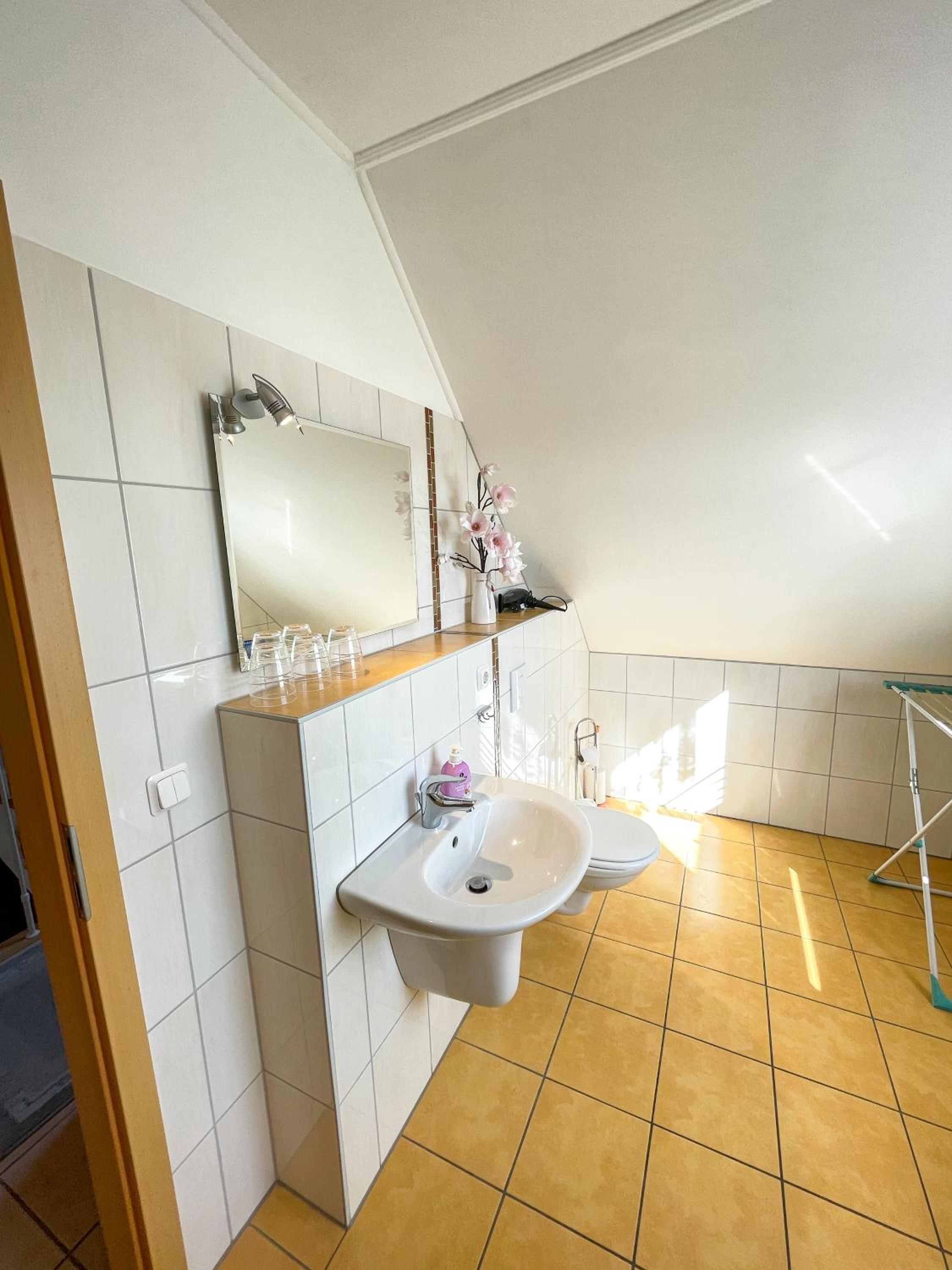 One-Bedroom House photo 3