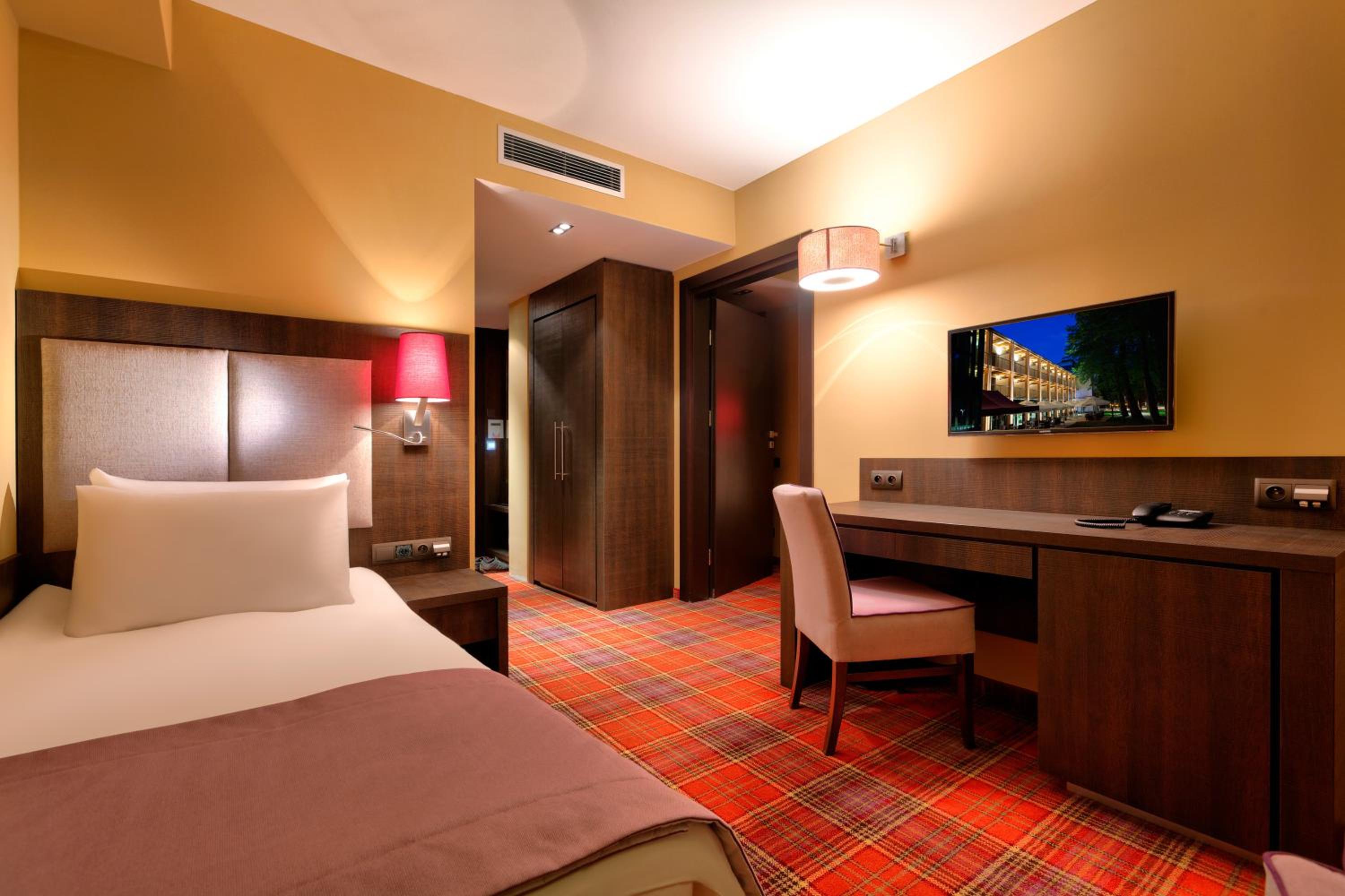 Single Room