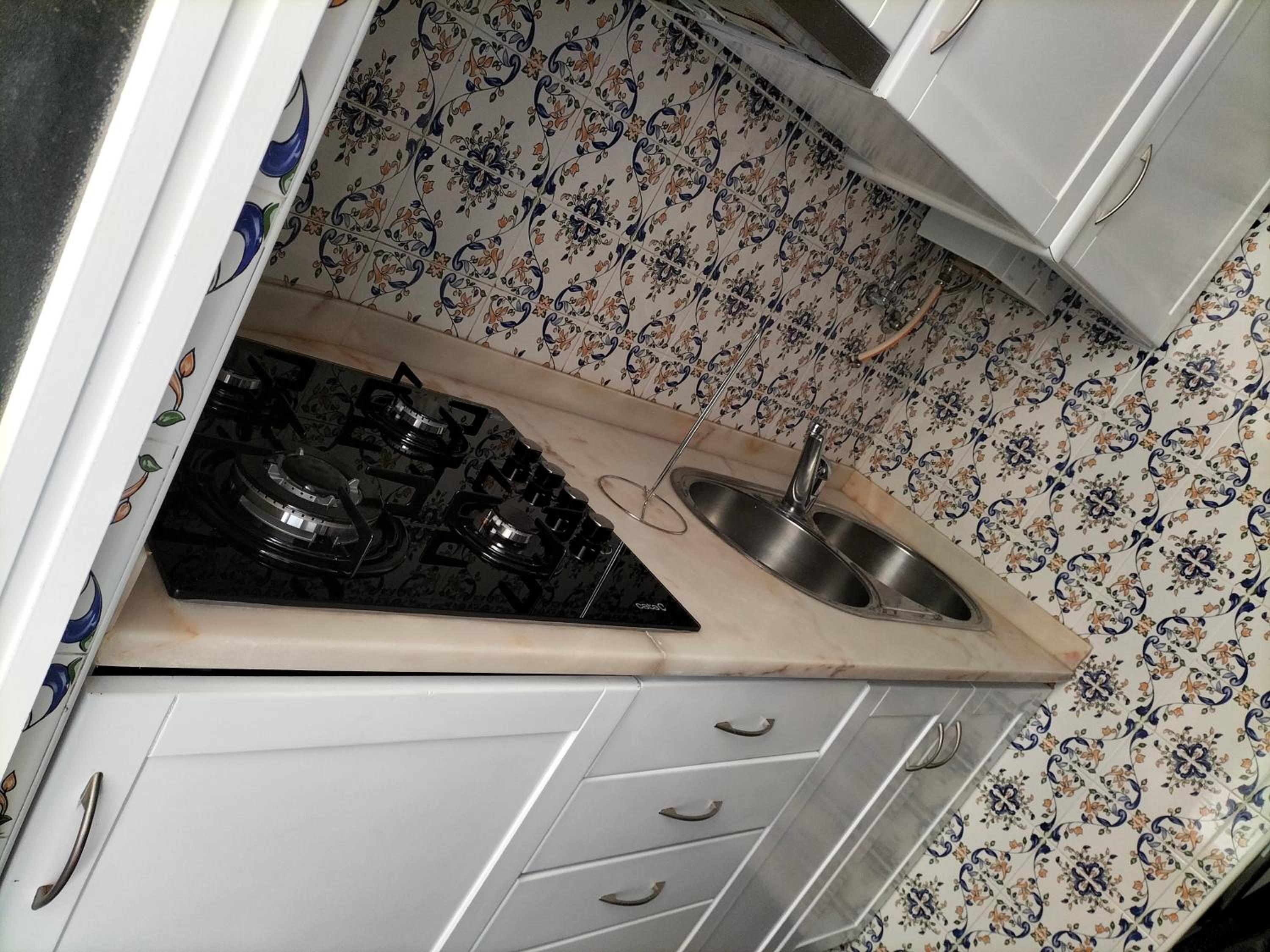 One-Bedroom House - Photo 12