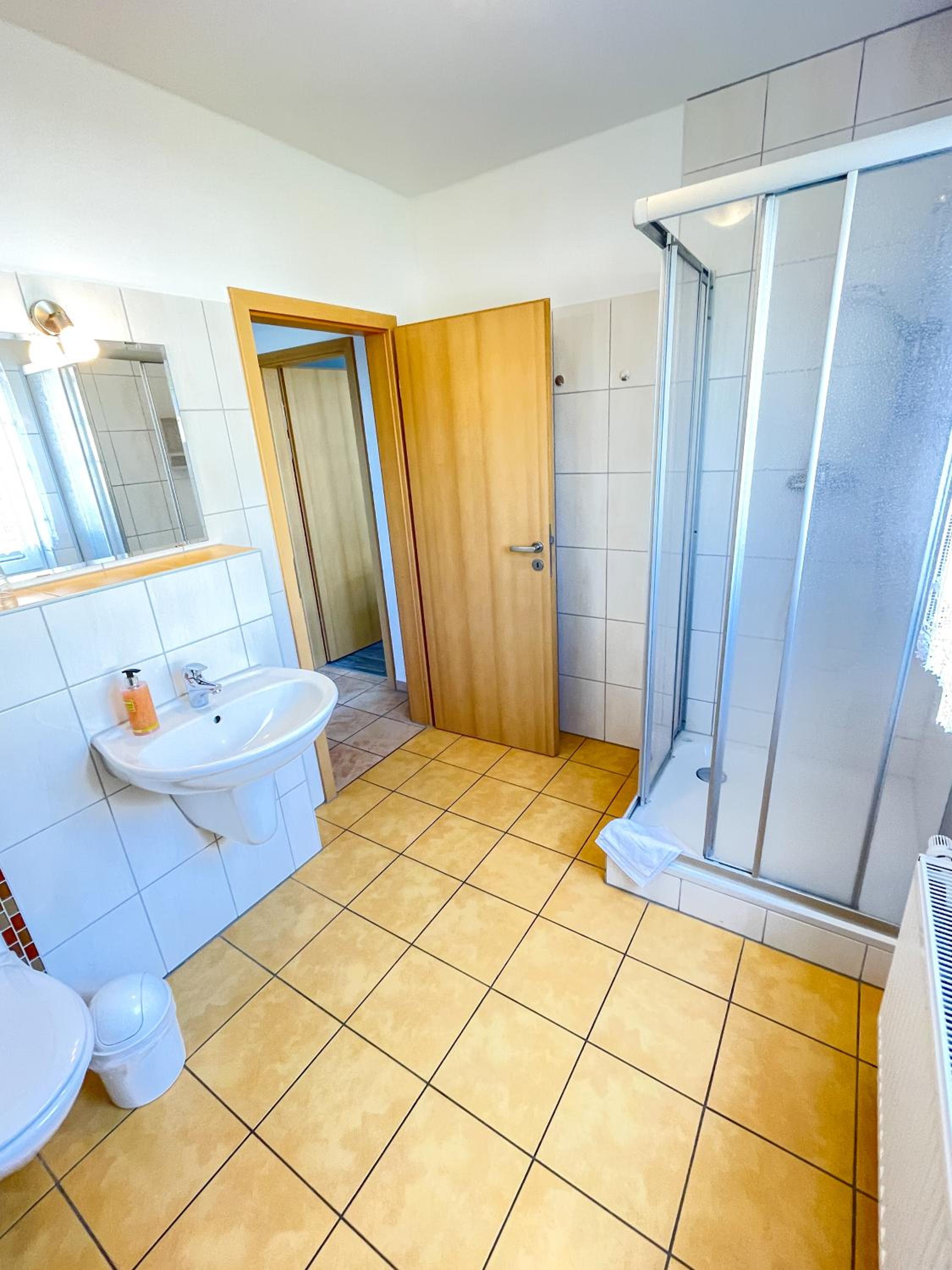 One-Bedroom House photo 2