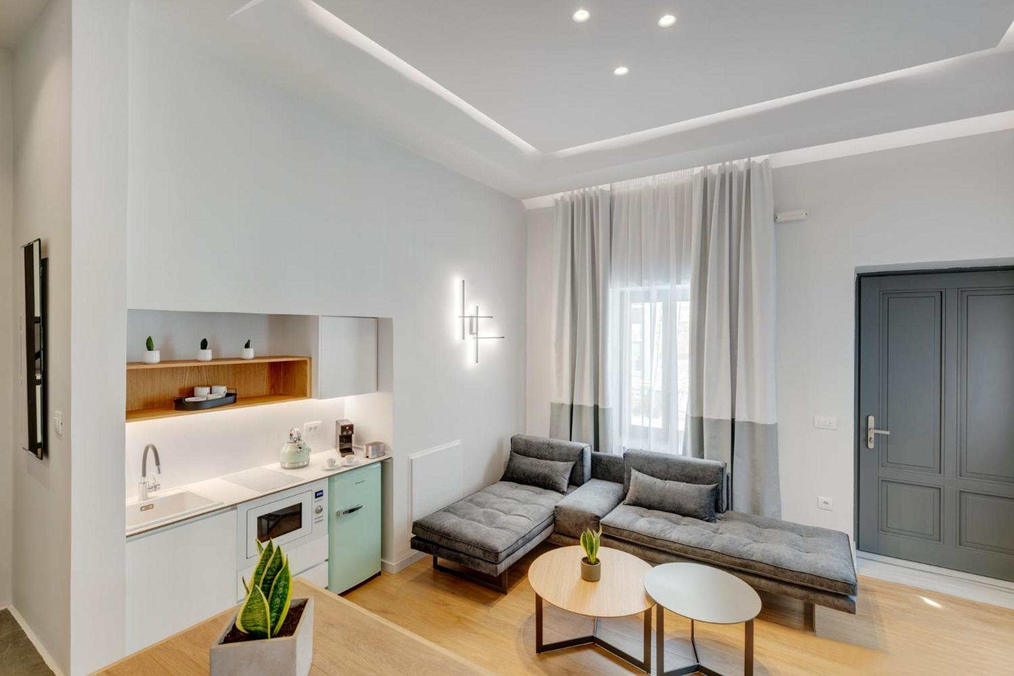 Deluxe Triple Room - Photo 19