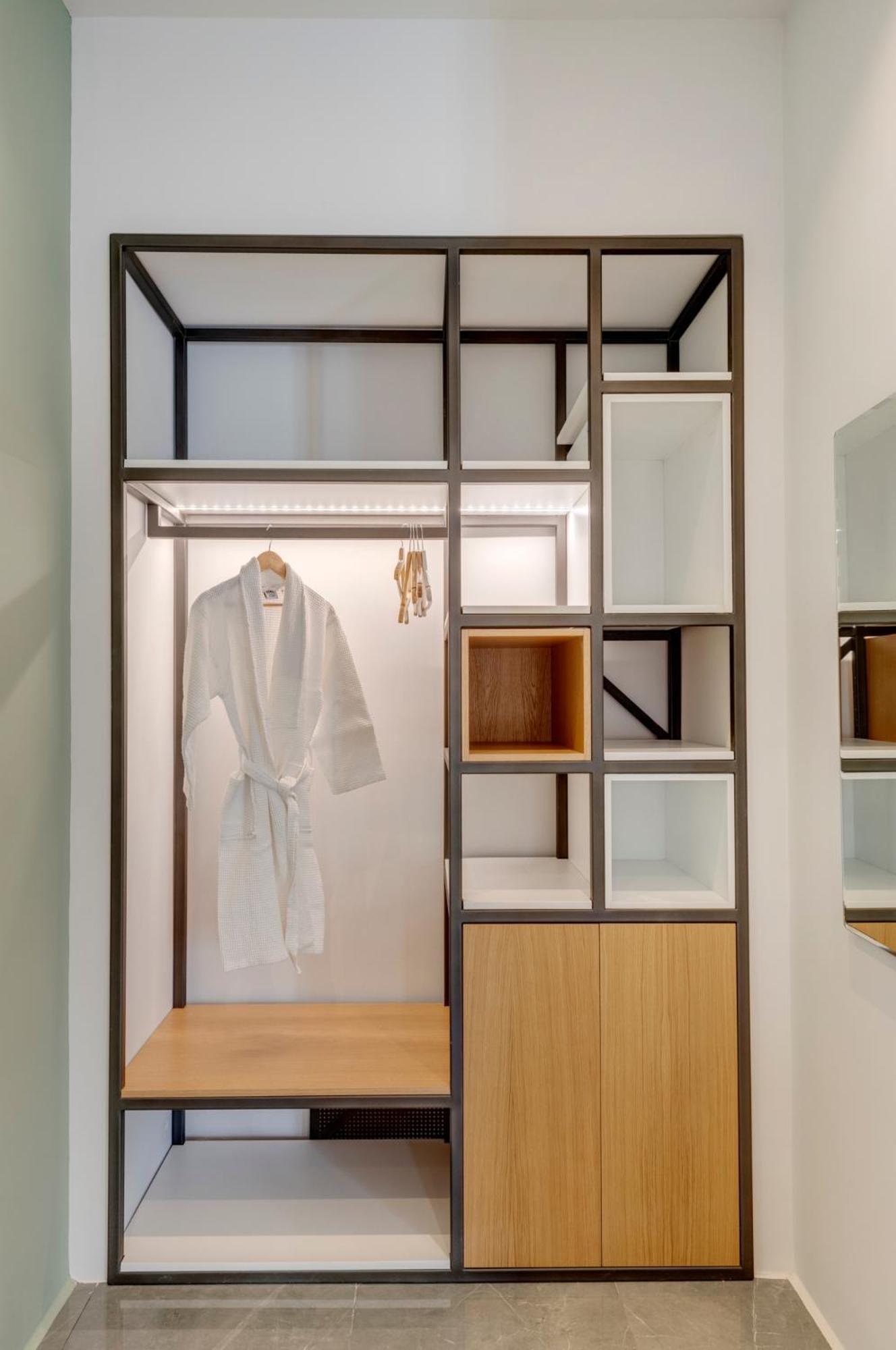 Deluxe Triple Room - Photo 21