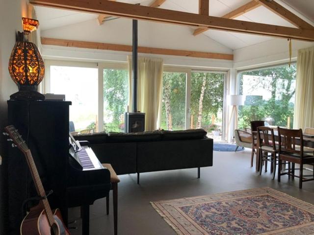 One-Bedroom House photo 3