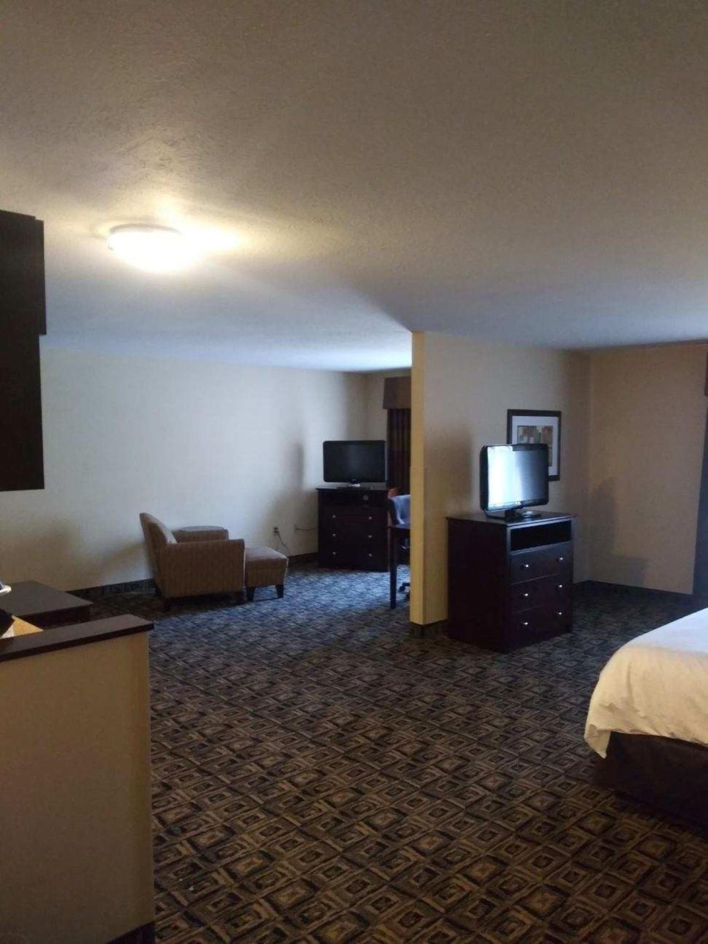 King Suite - Photo 1