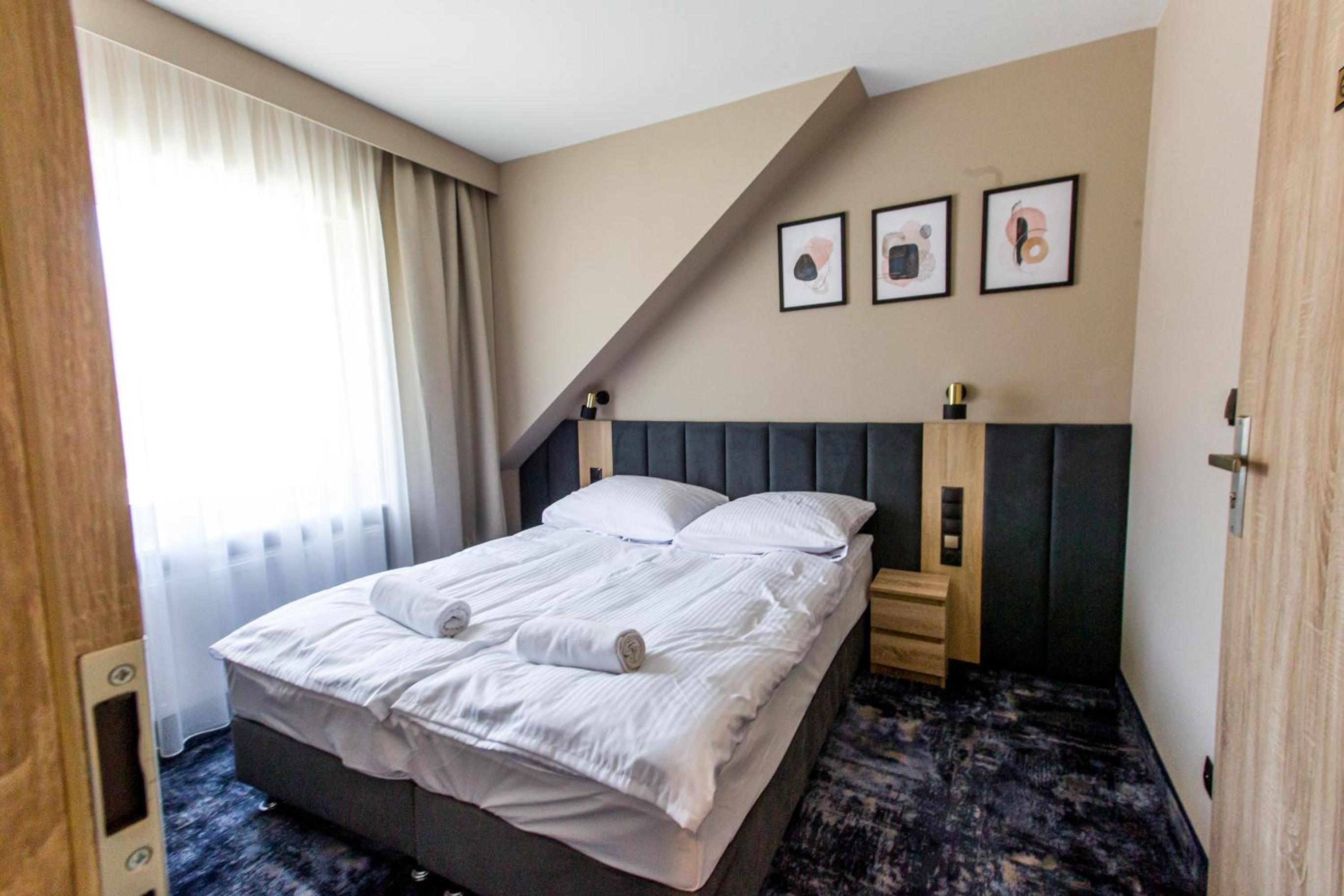 Deluxe Double or Twin Room - Photo 1
