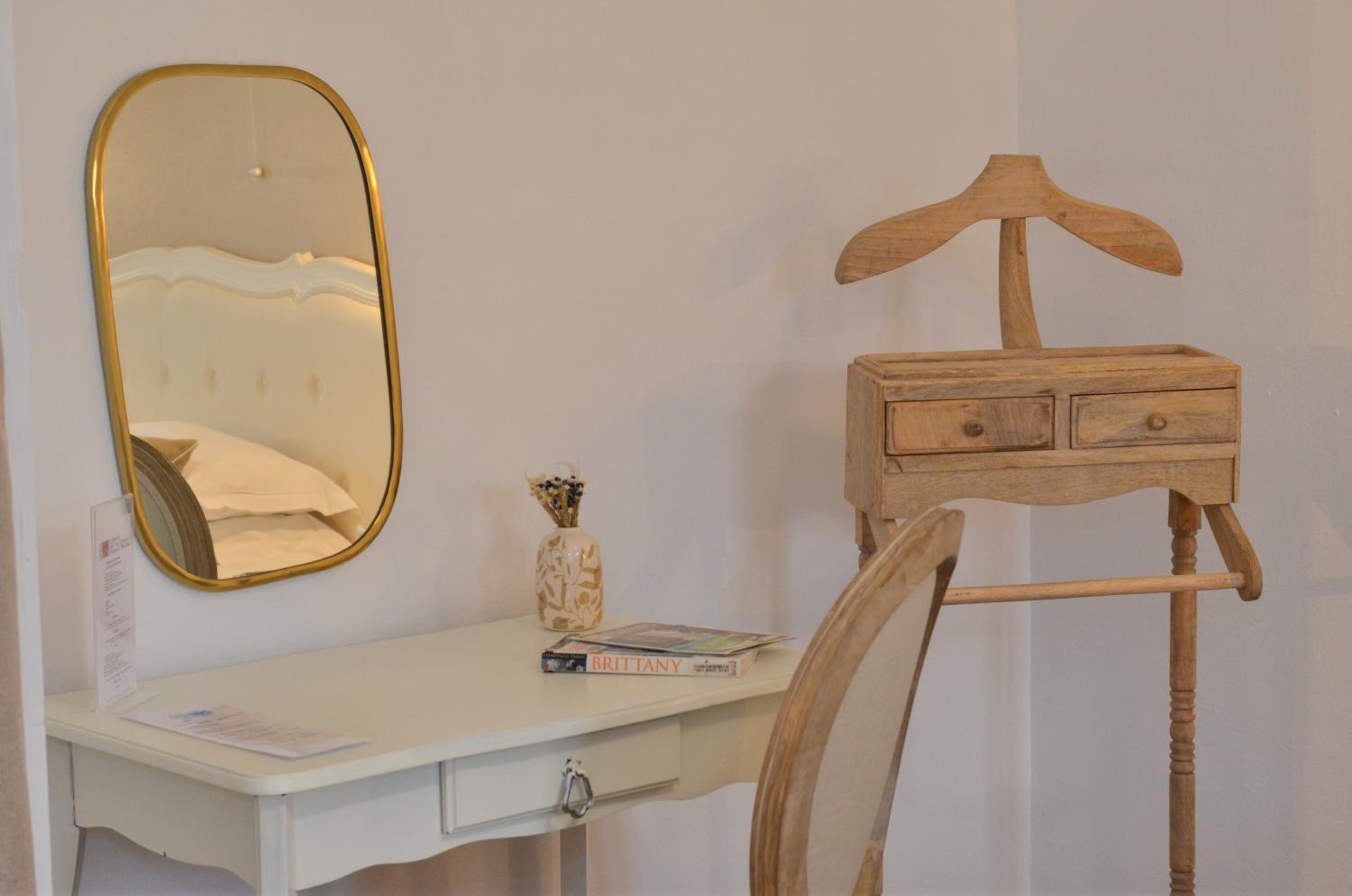 Superior Double Room - Photo 9