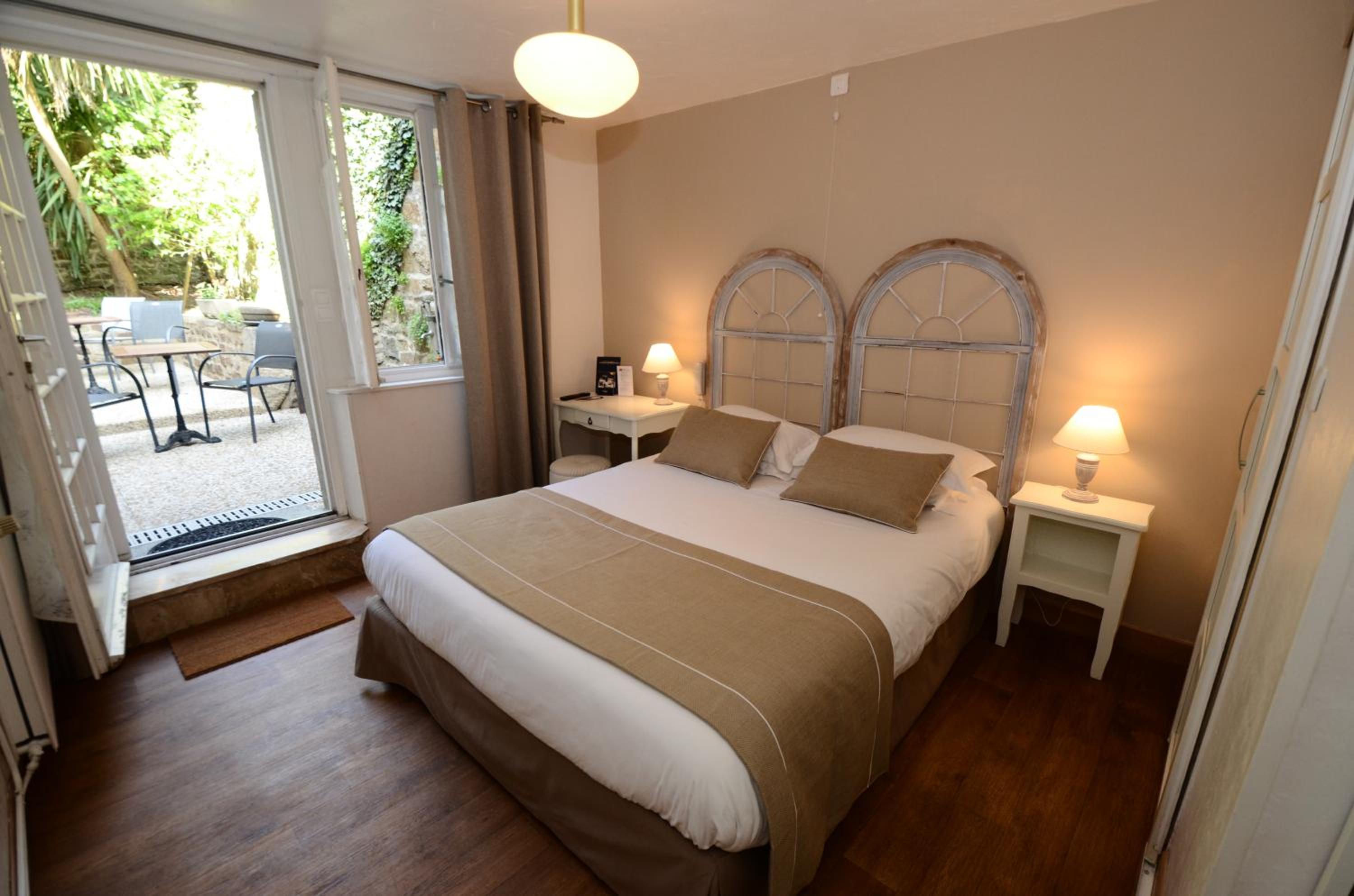 Superior Double Room - Photo 8
