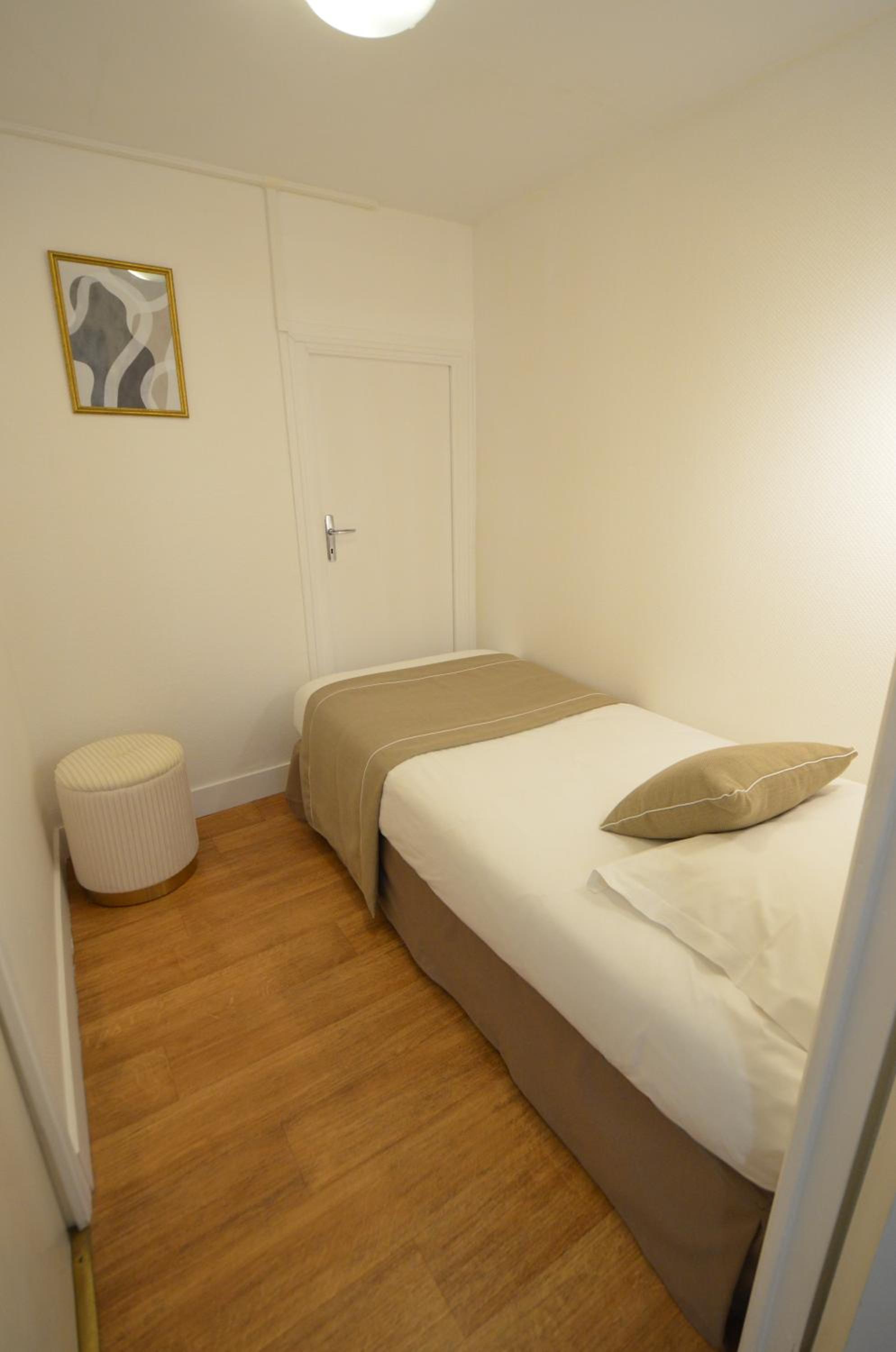 Triple Room - Photo 3