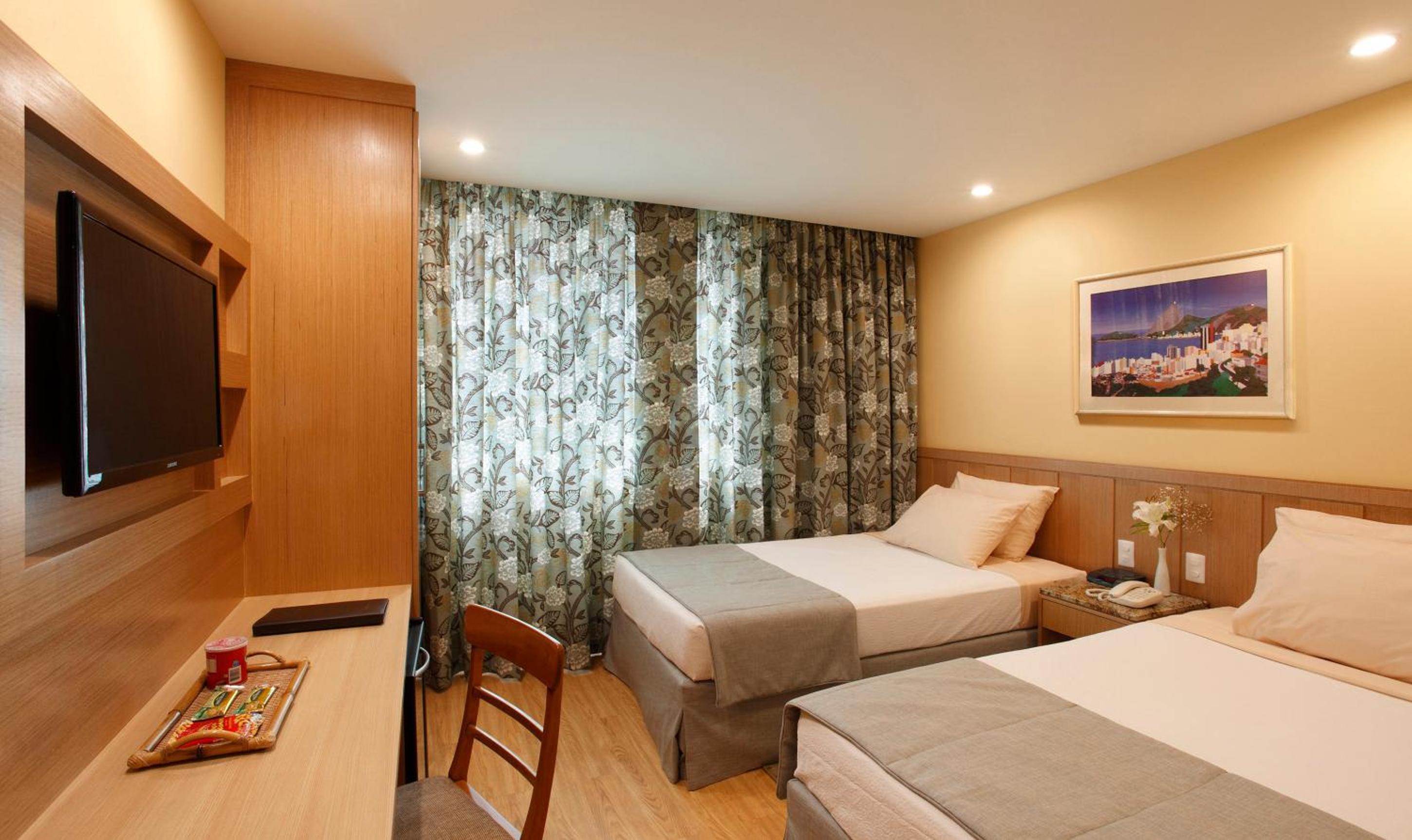 Standard Twin Room - No View - Photo 3