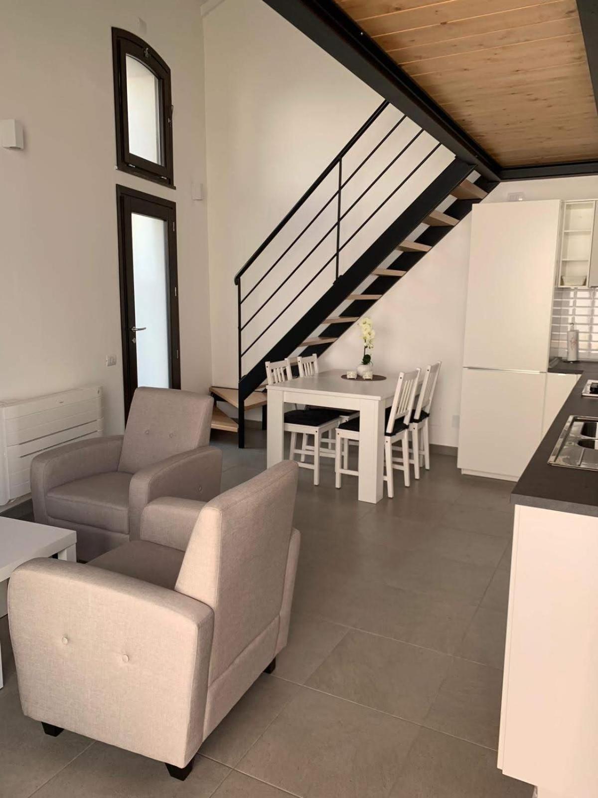 One-Bedroom House photo 3