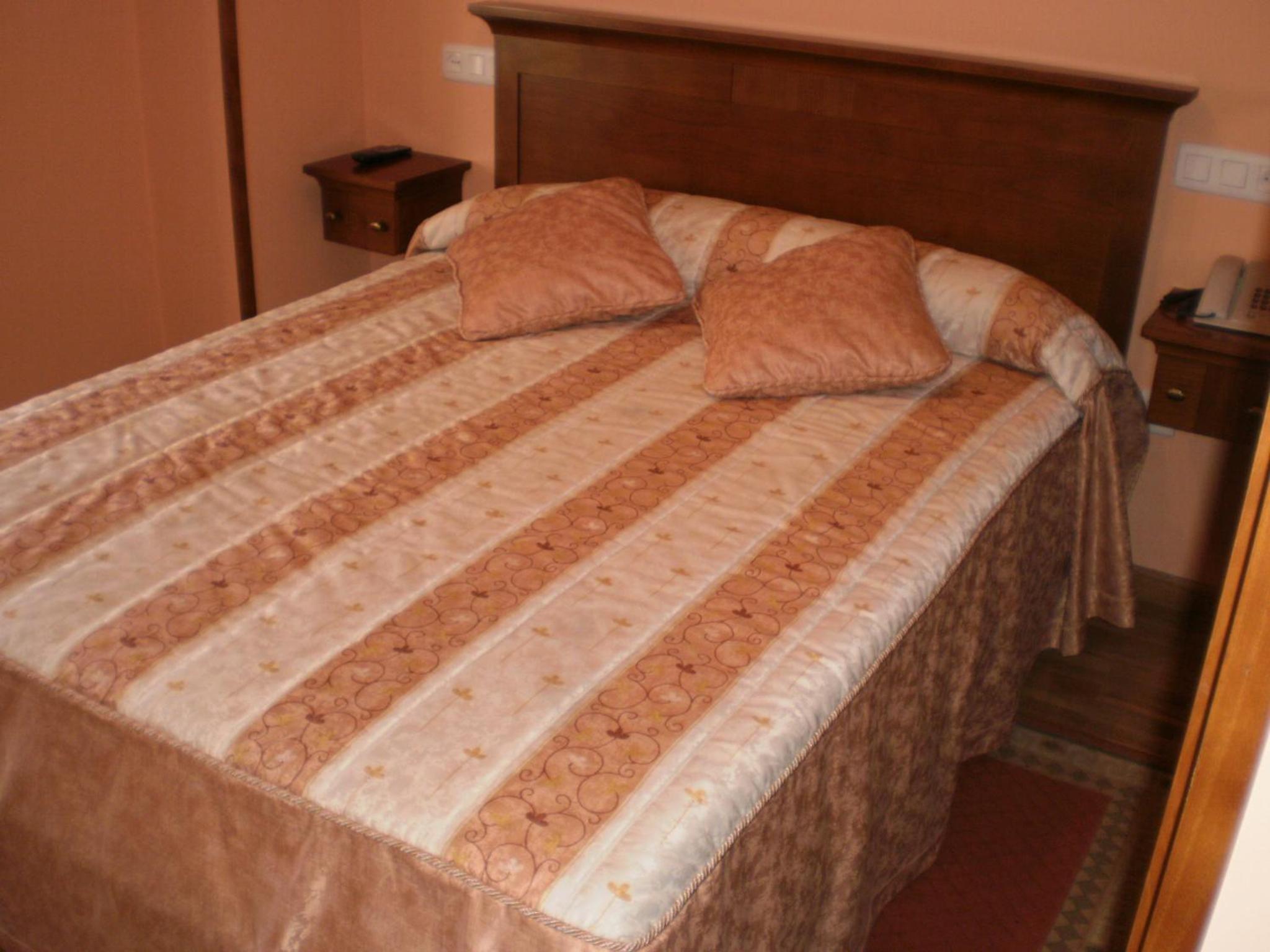 Double Room - Photo 1