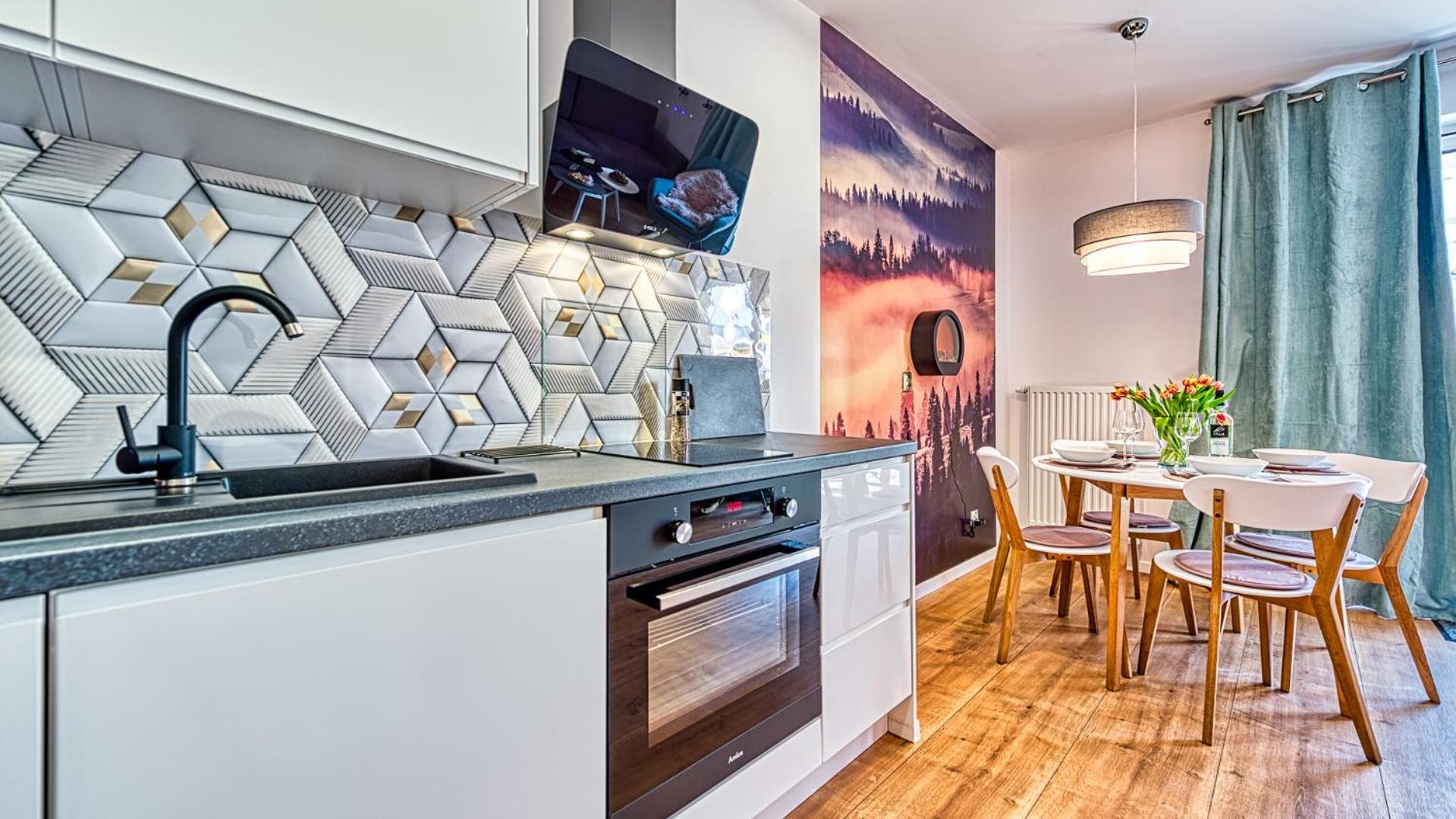 One-Bedroom Apartment - Photo 8