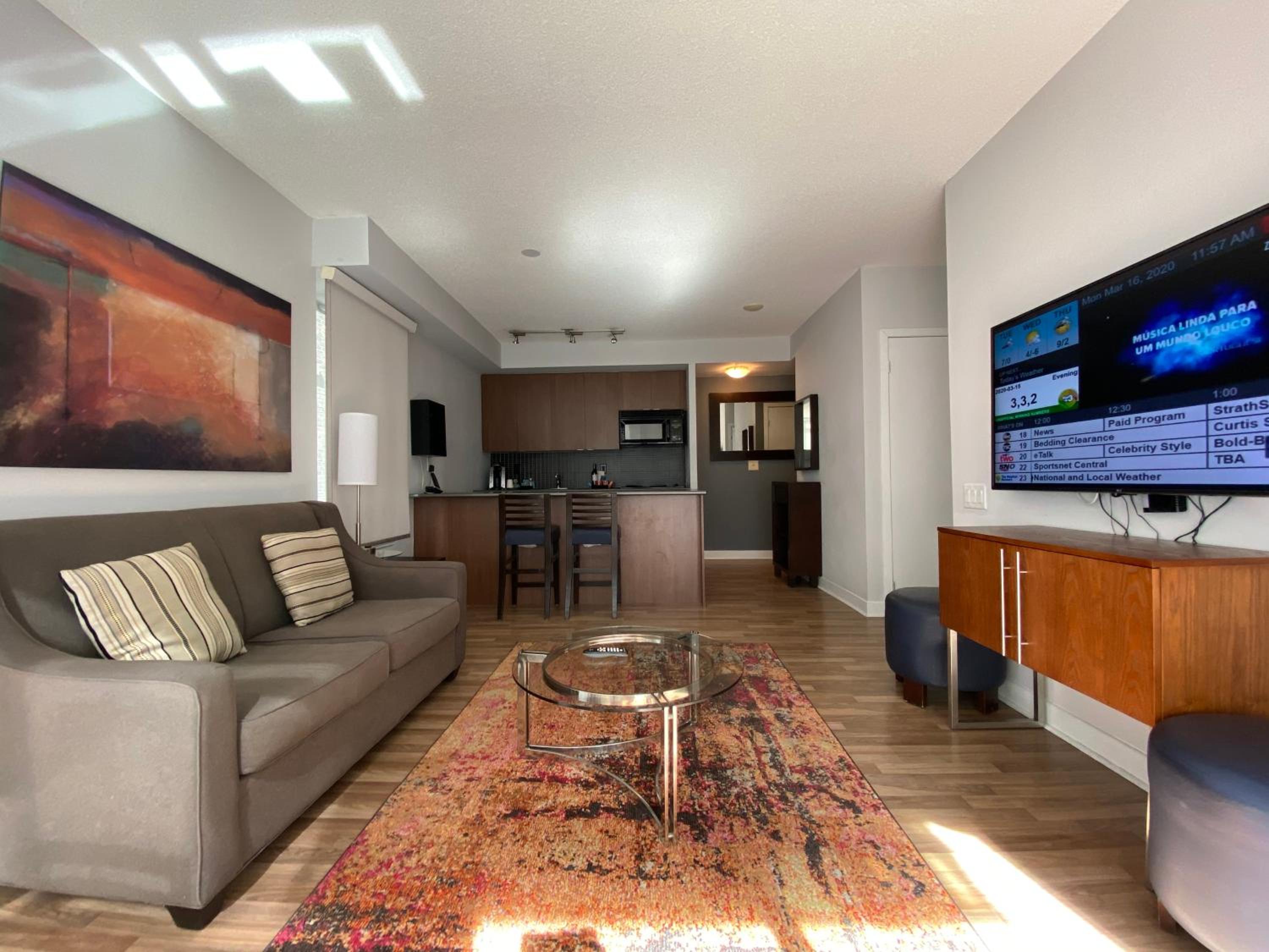 Family Suite with Sofabed - Photo 10