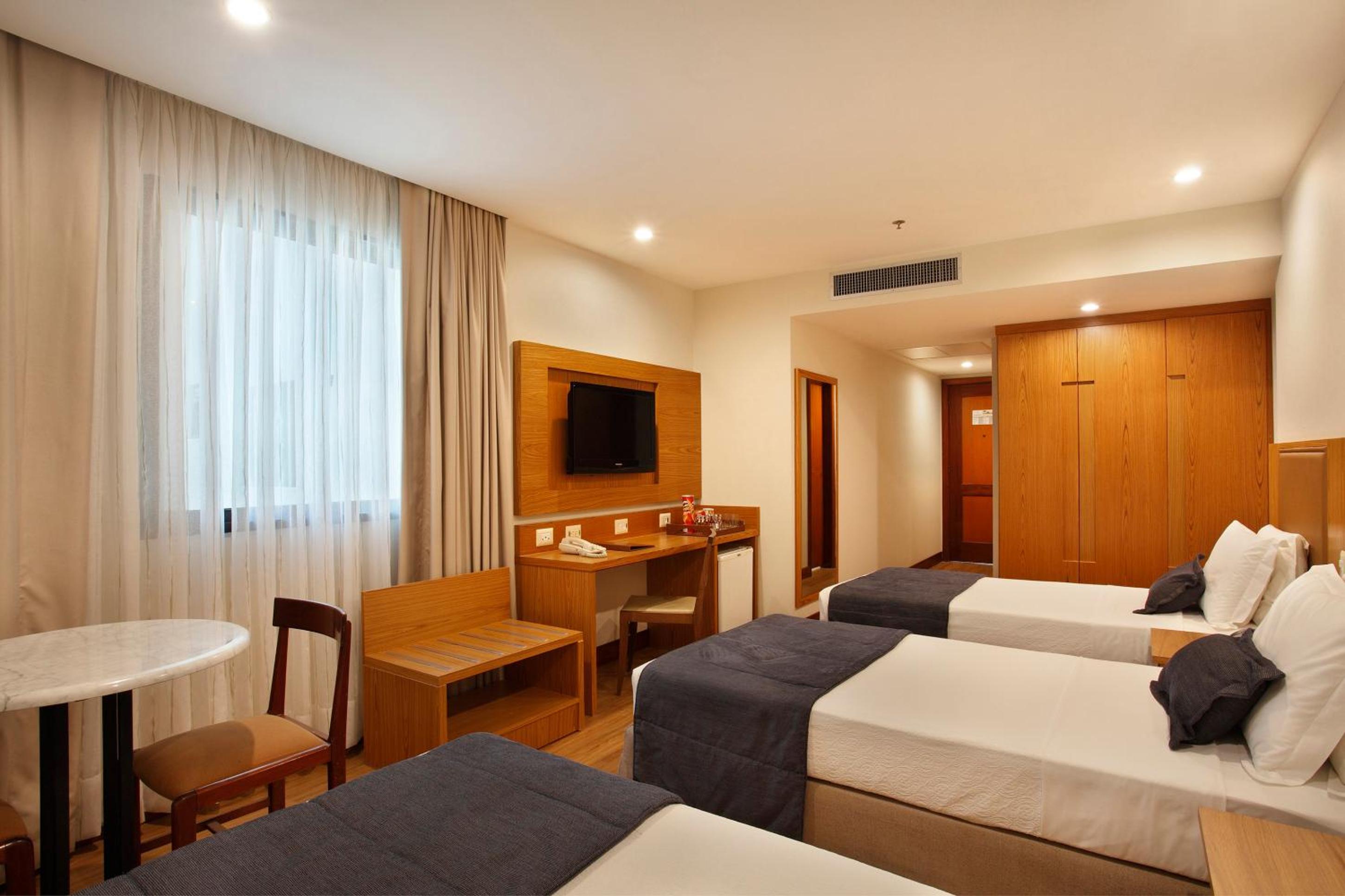 Standard Triple Room - Photo 3