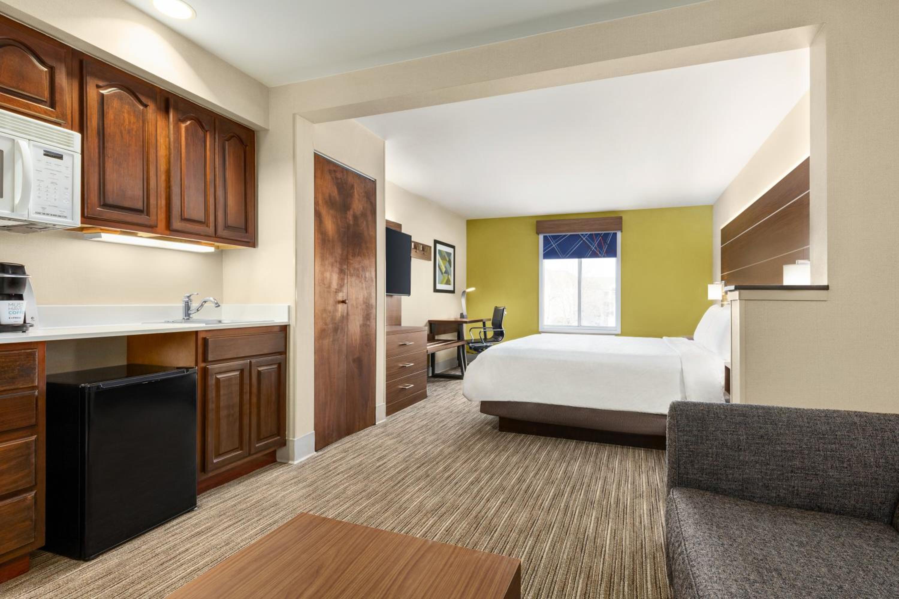 King Suite with Sofa Bed