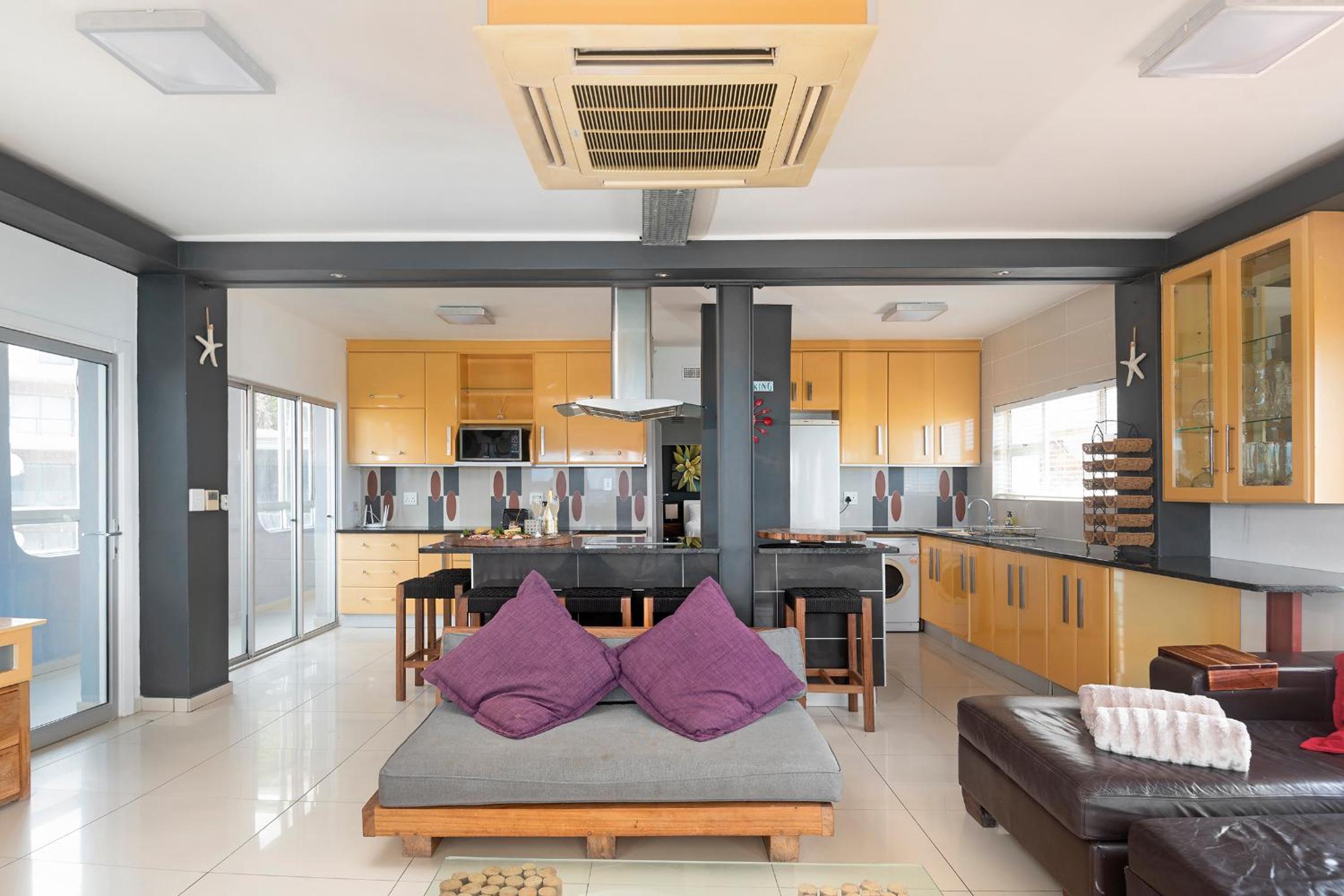 Three-Bedroom Apartment - Photo 22