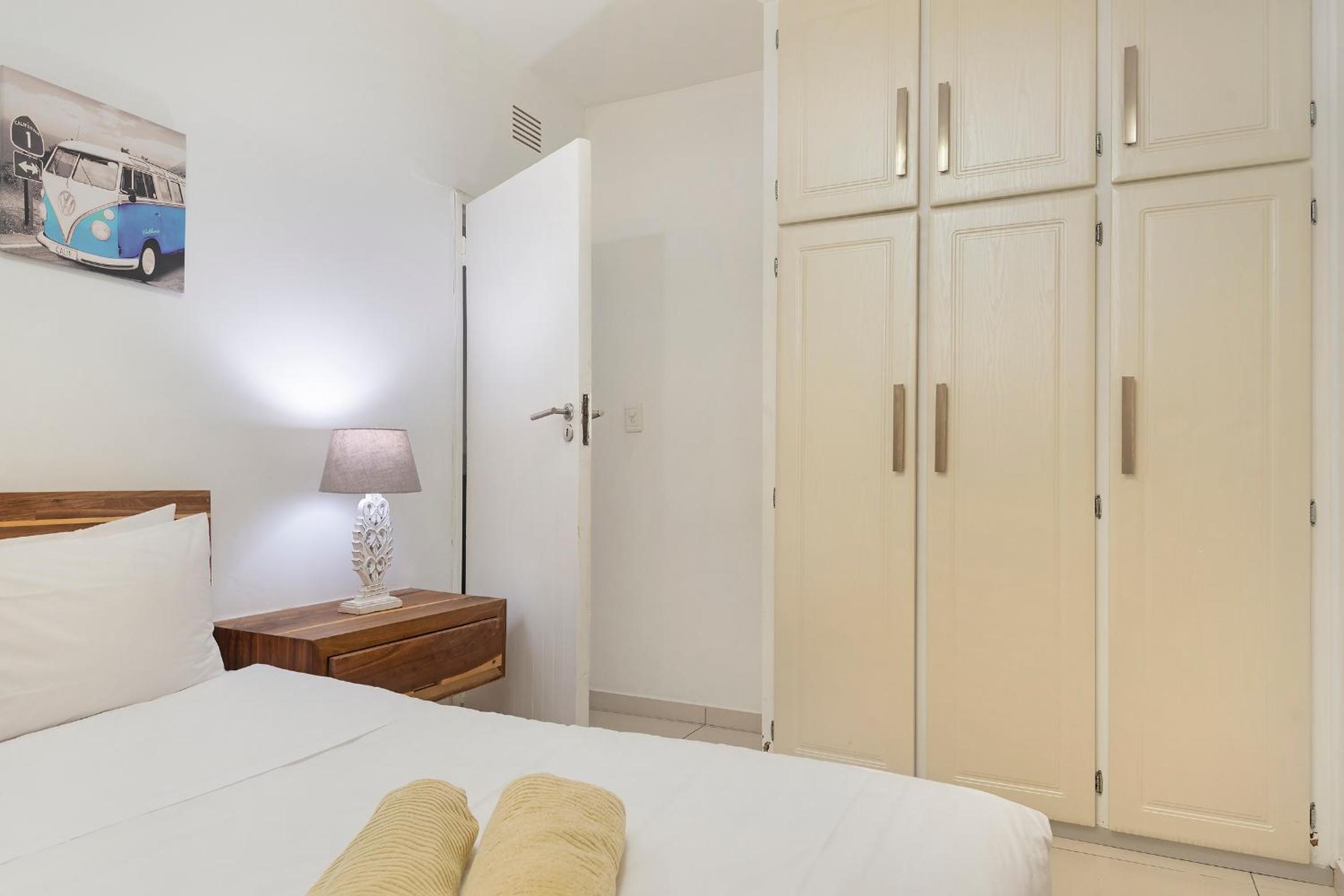 Three-Bedroom Apartment - Photo 20