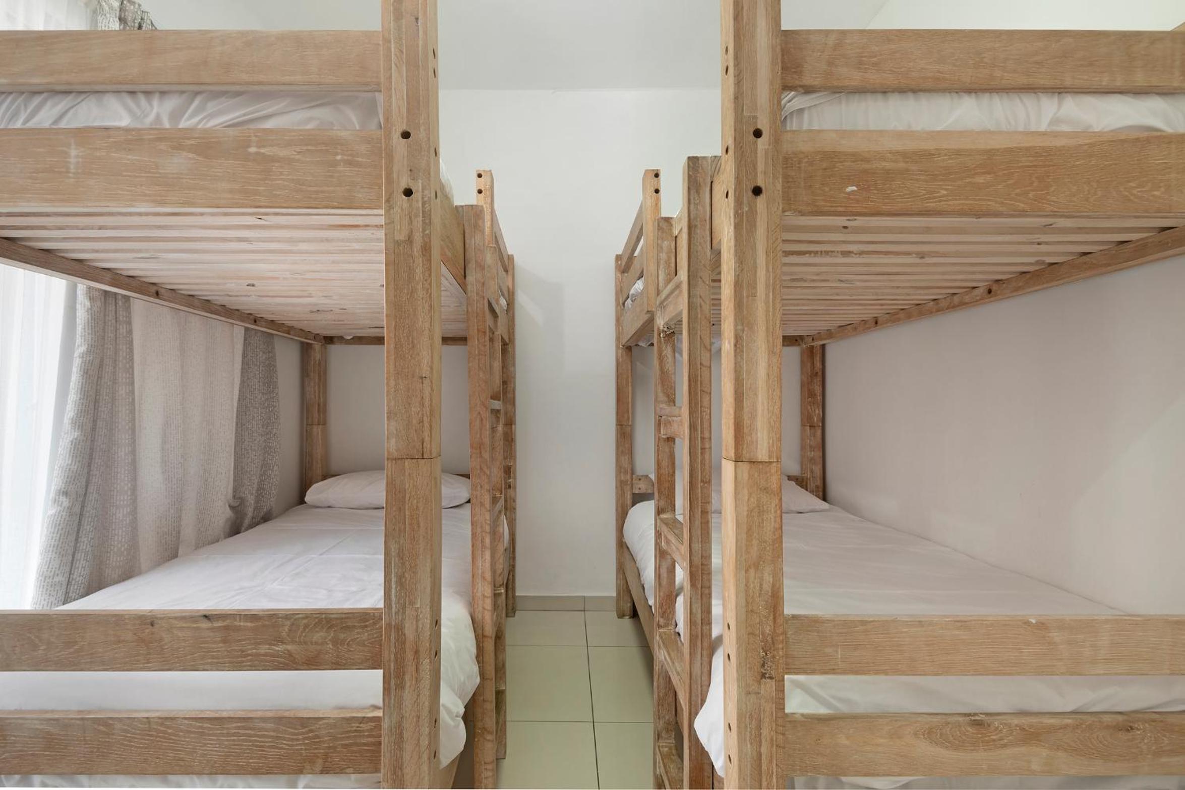 Three-Bedroom Apartment - Photo 17