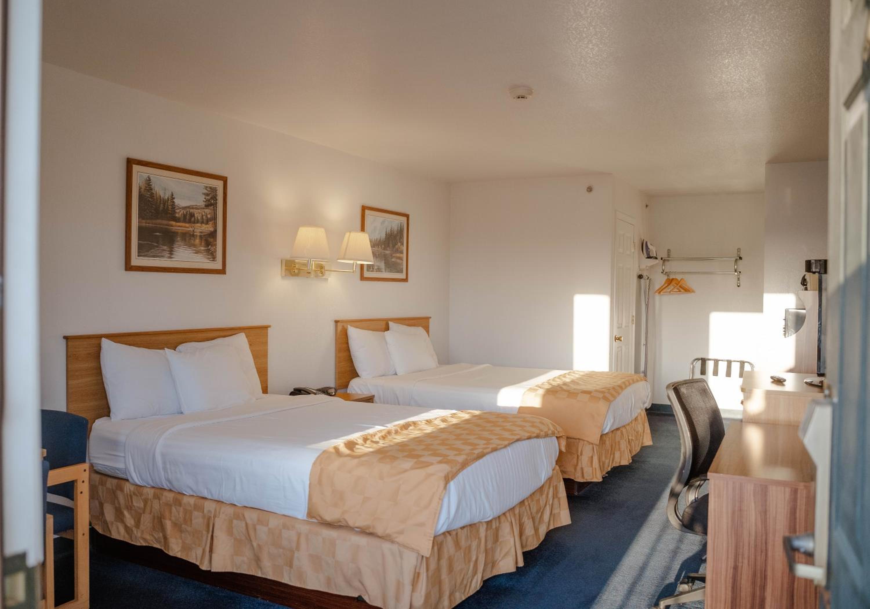 Queen Room with Two Queen Beds - Non-Smoking