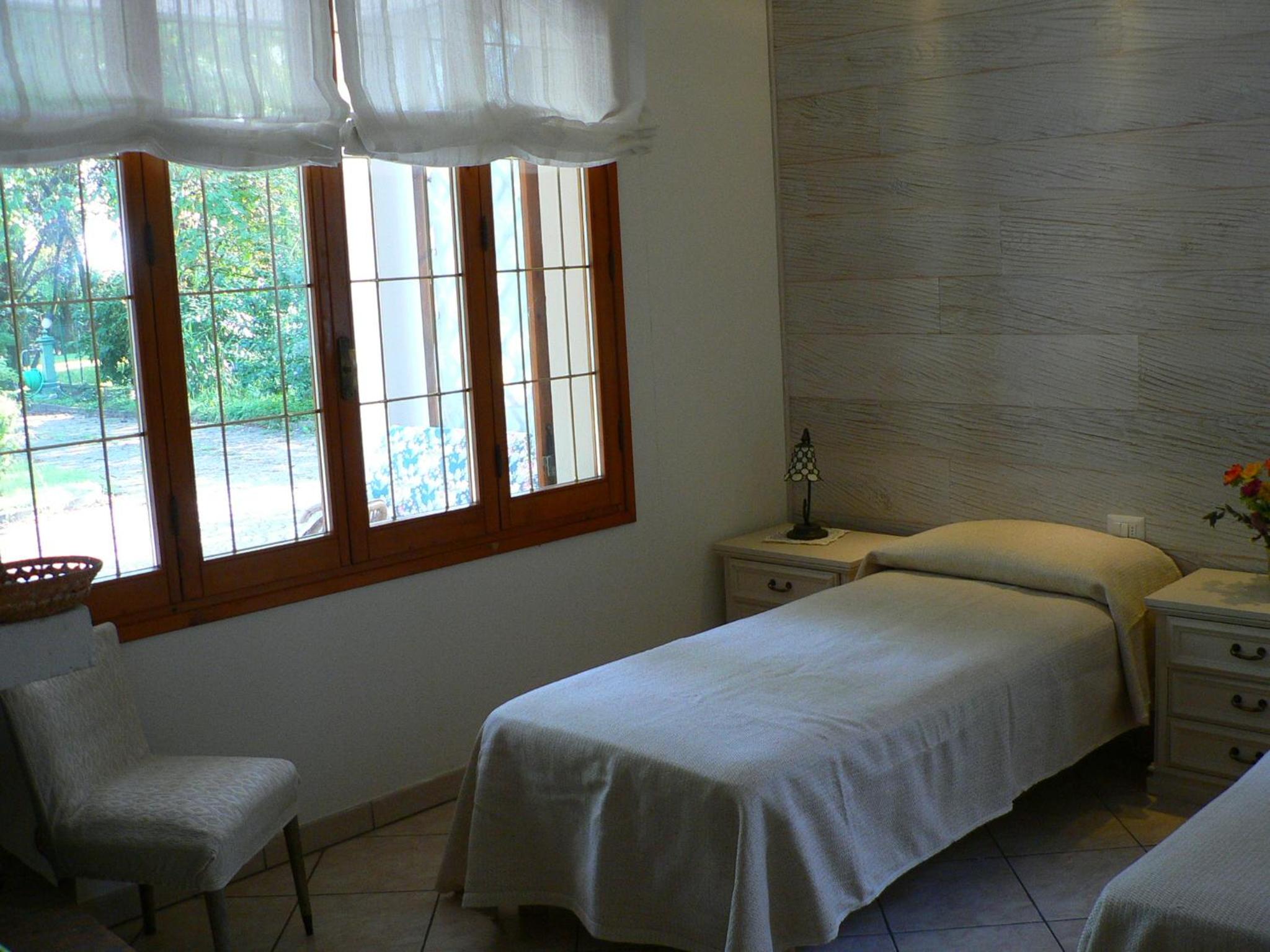 Twin Room with Shared Bathroom