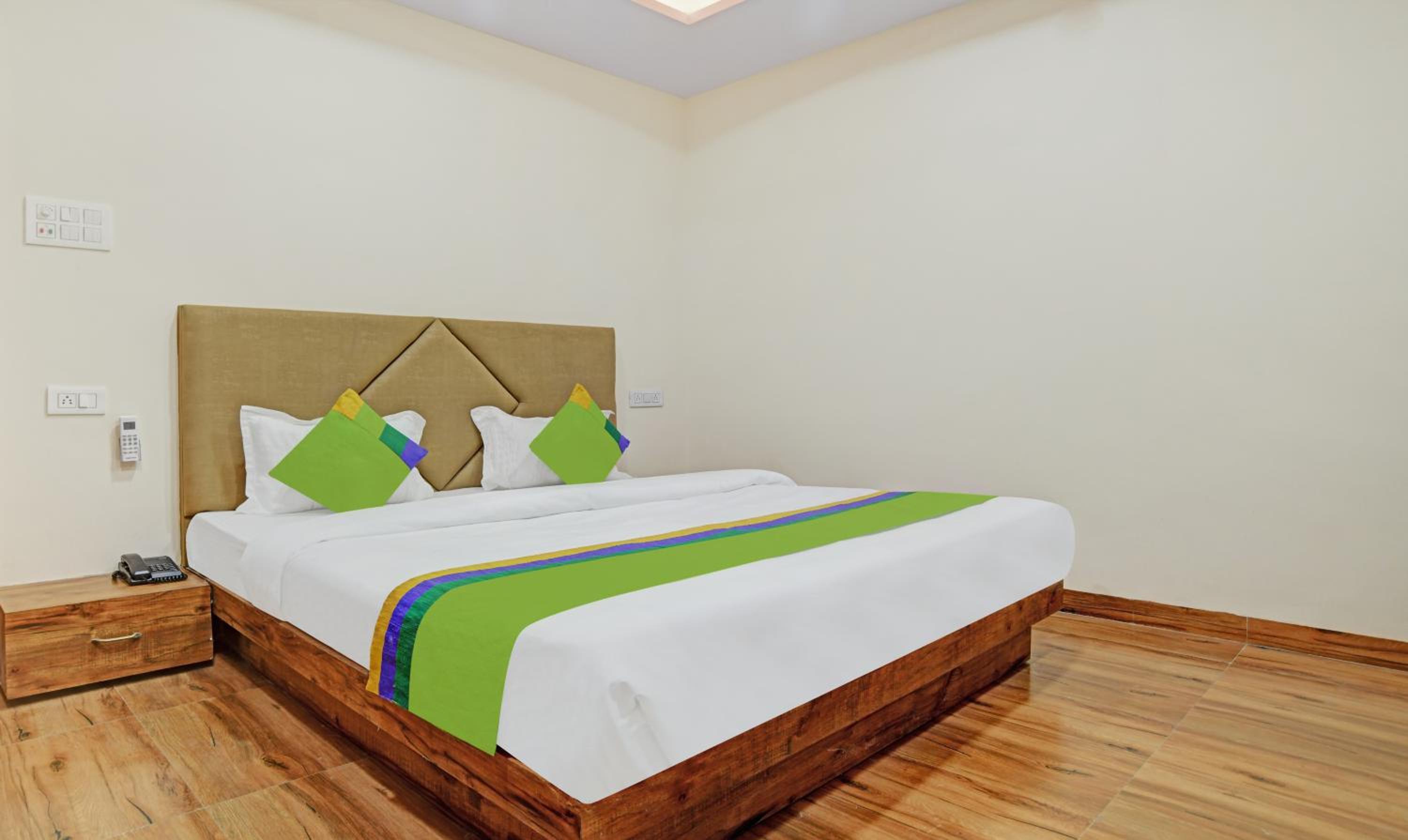 Standard Double Room - Photo 1
