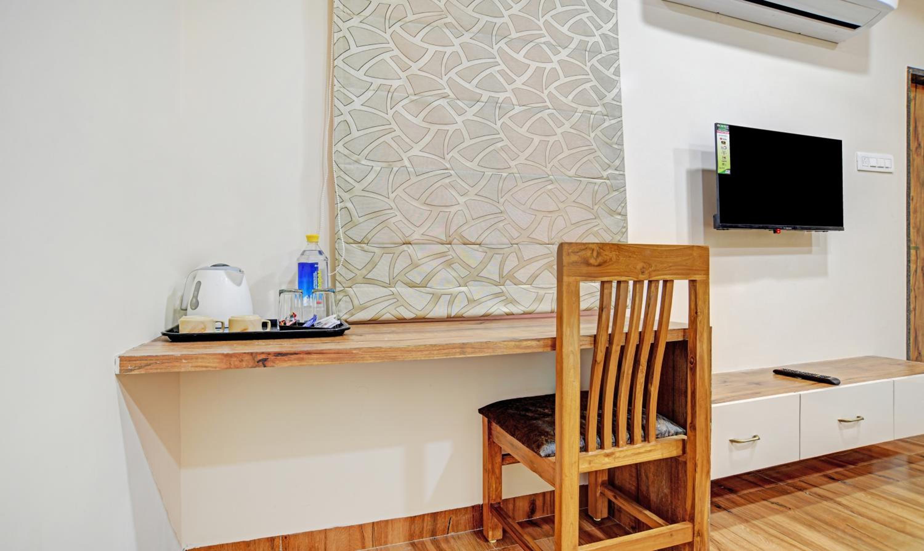 Standard Double Room - Photo 2