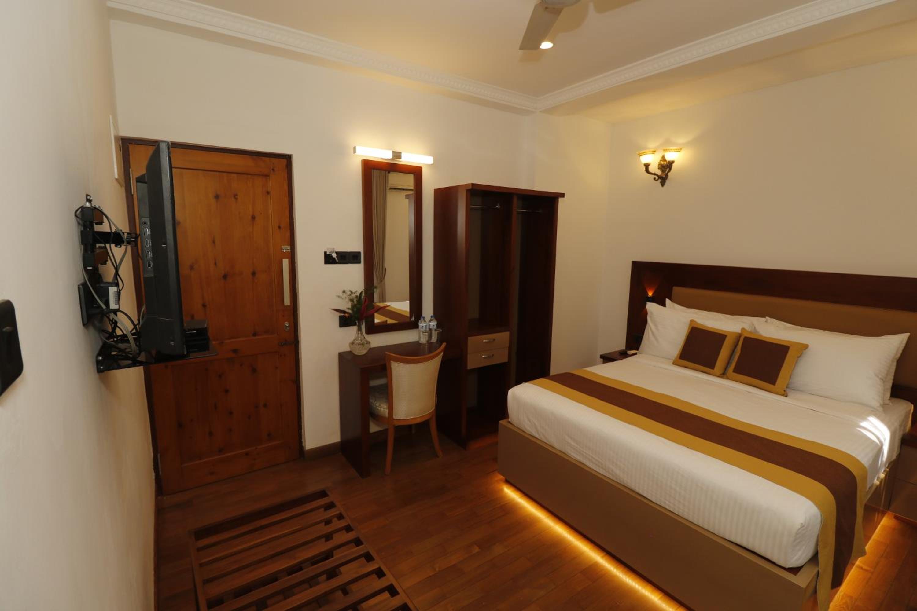 Double or Twin Room photo 2