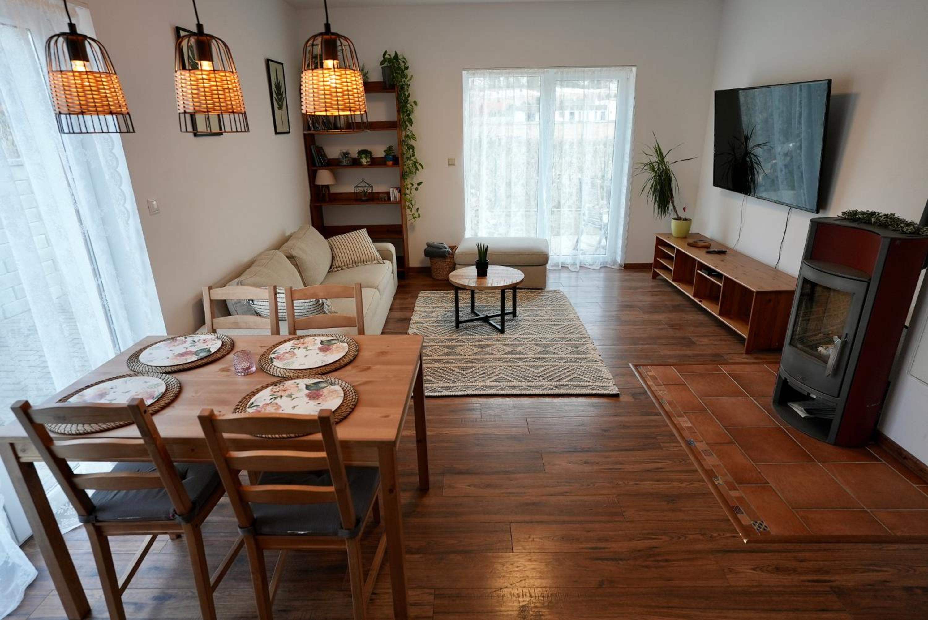 Two-Bedroom House photo 2