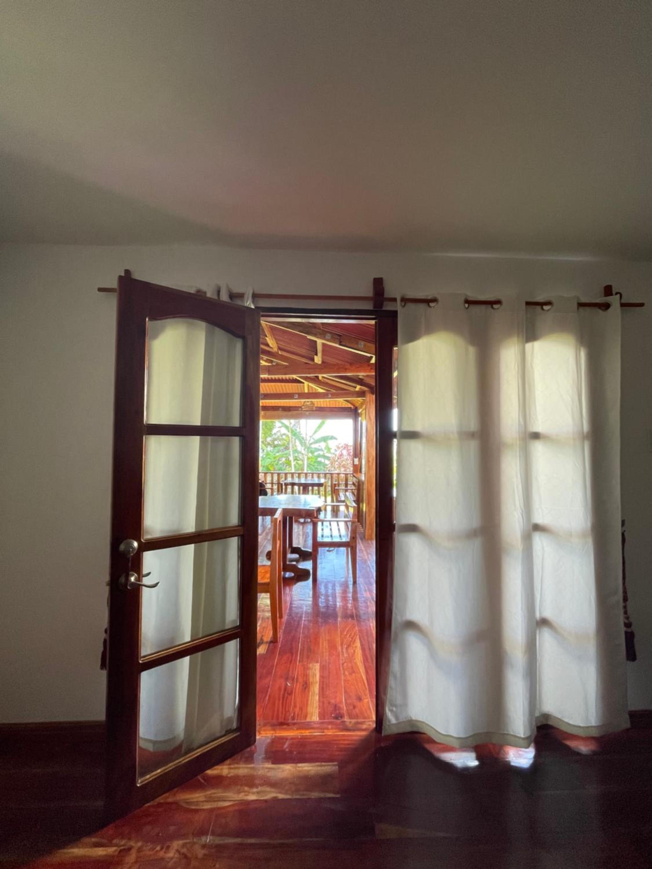 Budget Double Room - Photo 3