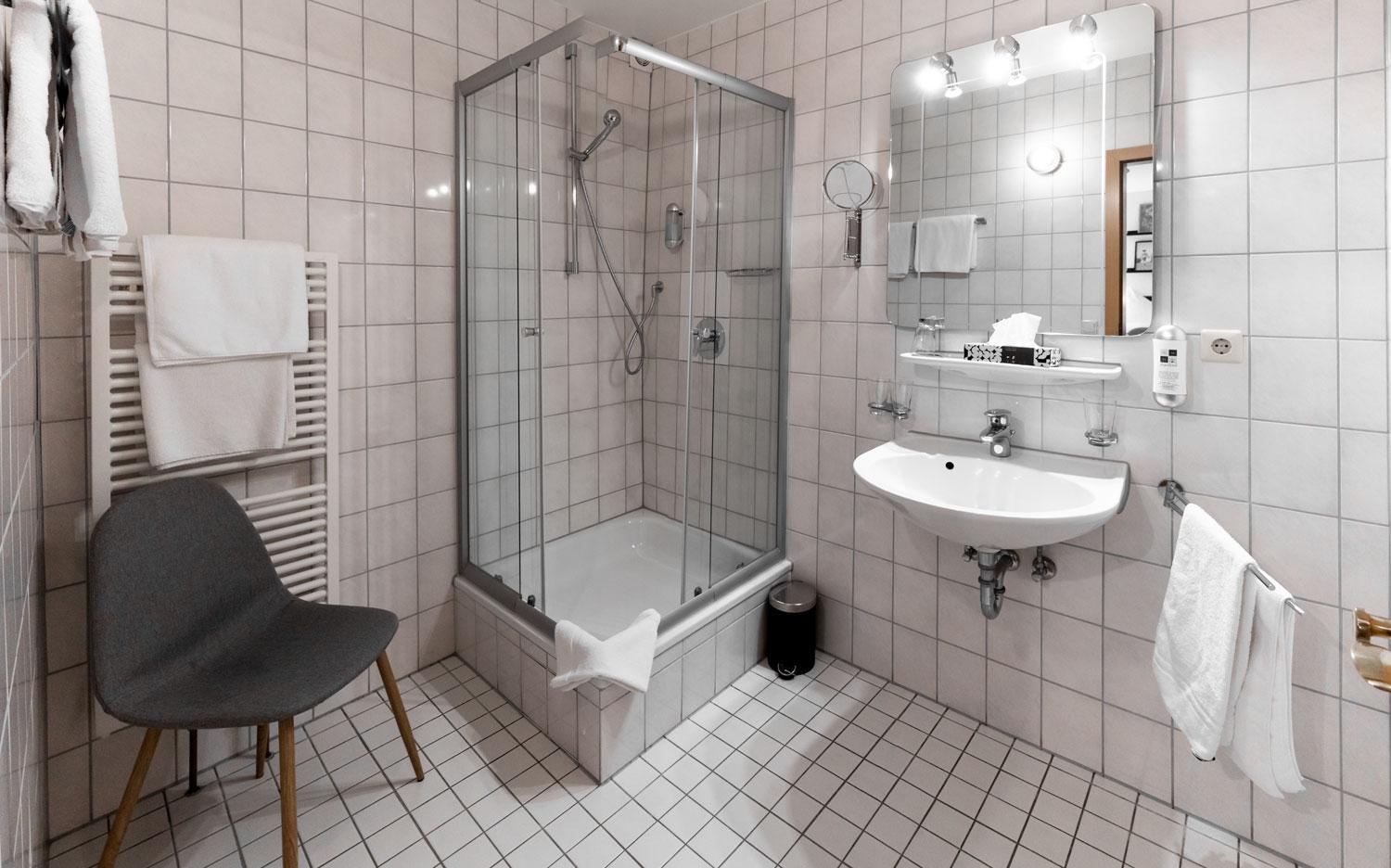 Classic Quadruple Room - Photo 6