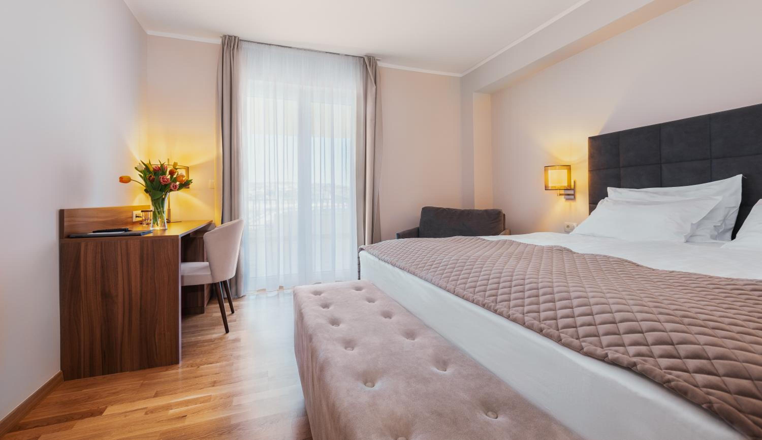 Superior King Room
