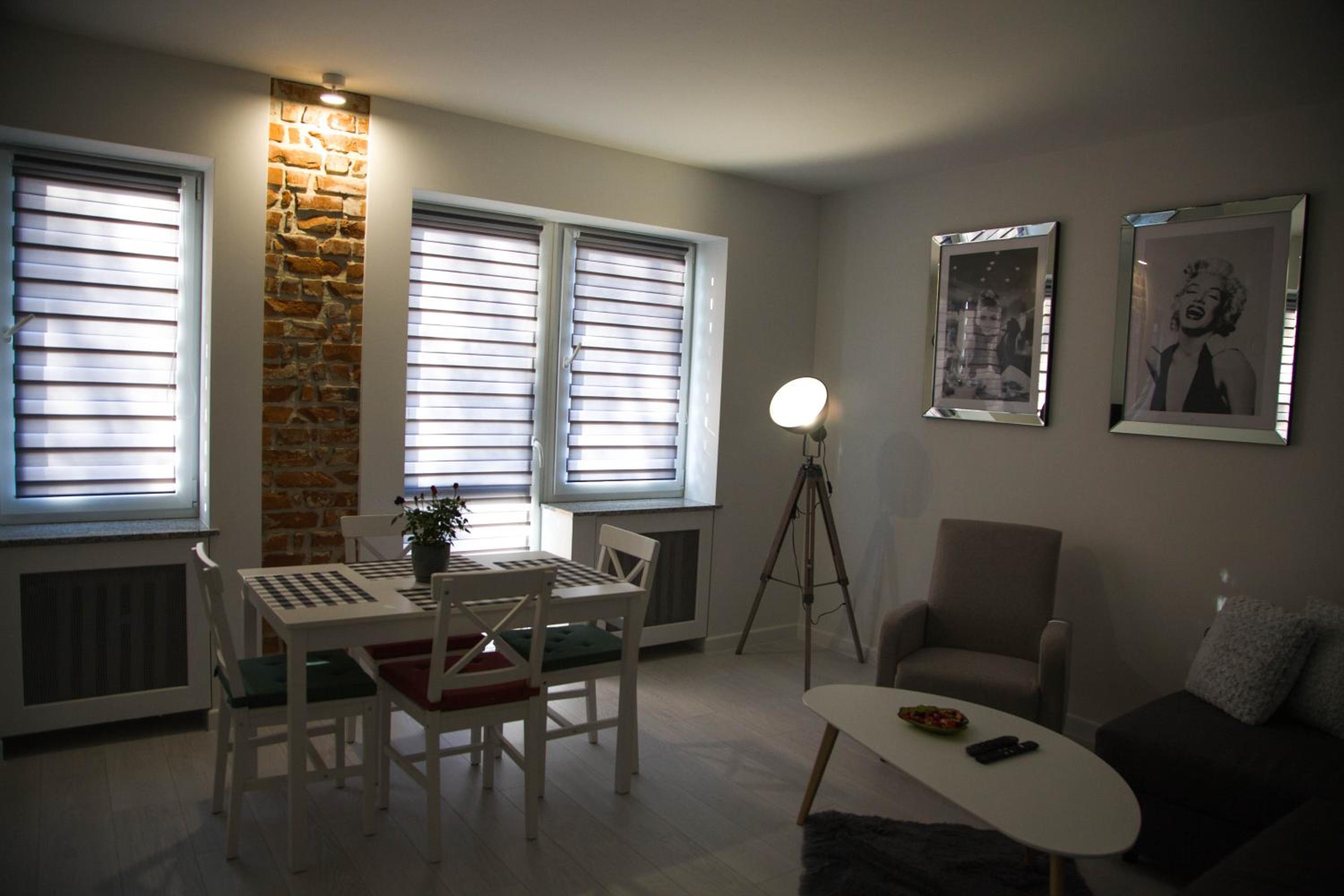 One-Bedroom Apartment - Photo 13