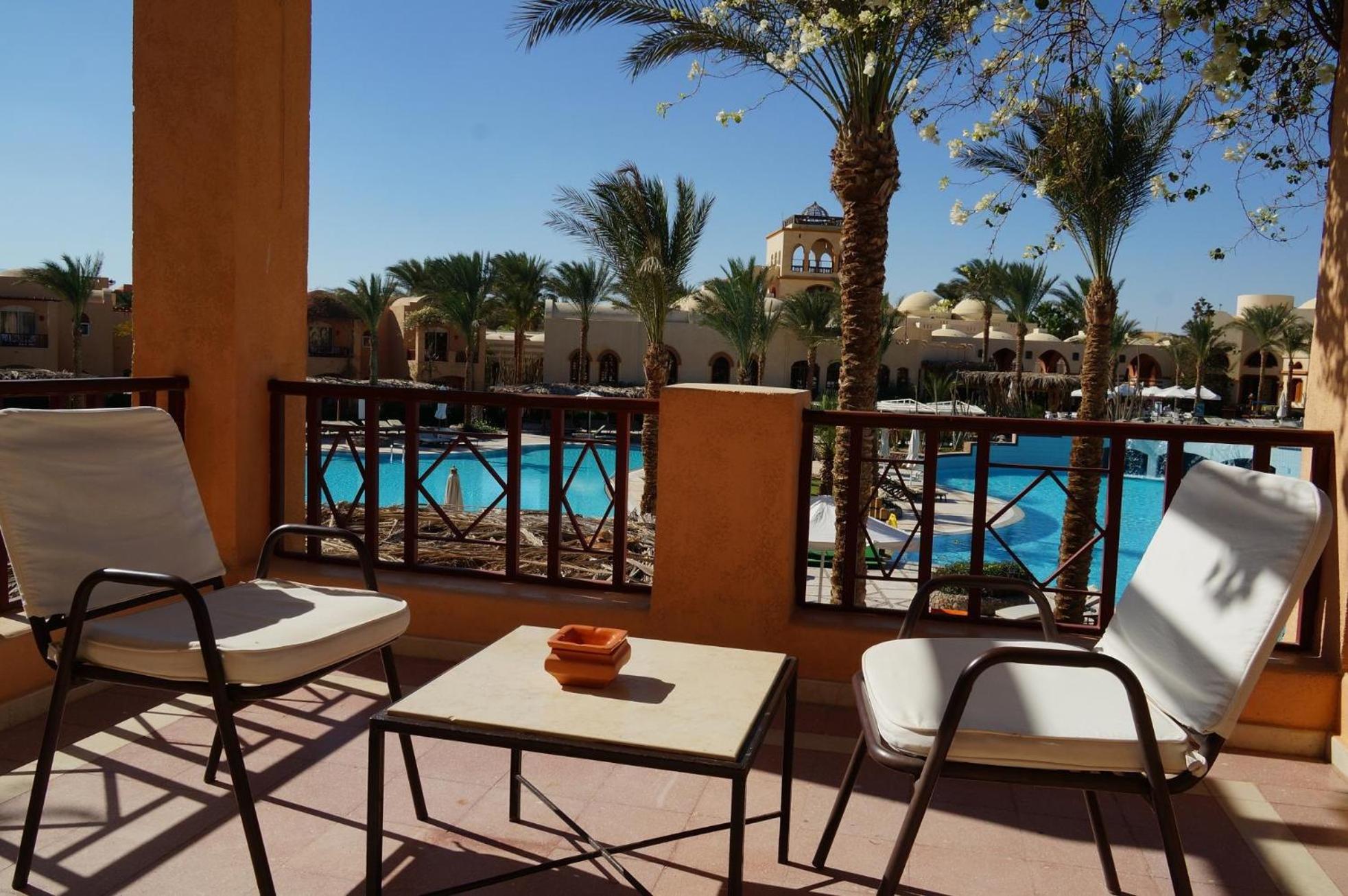 Superior Queen or Twin Pool View