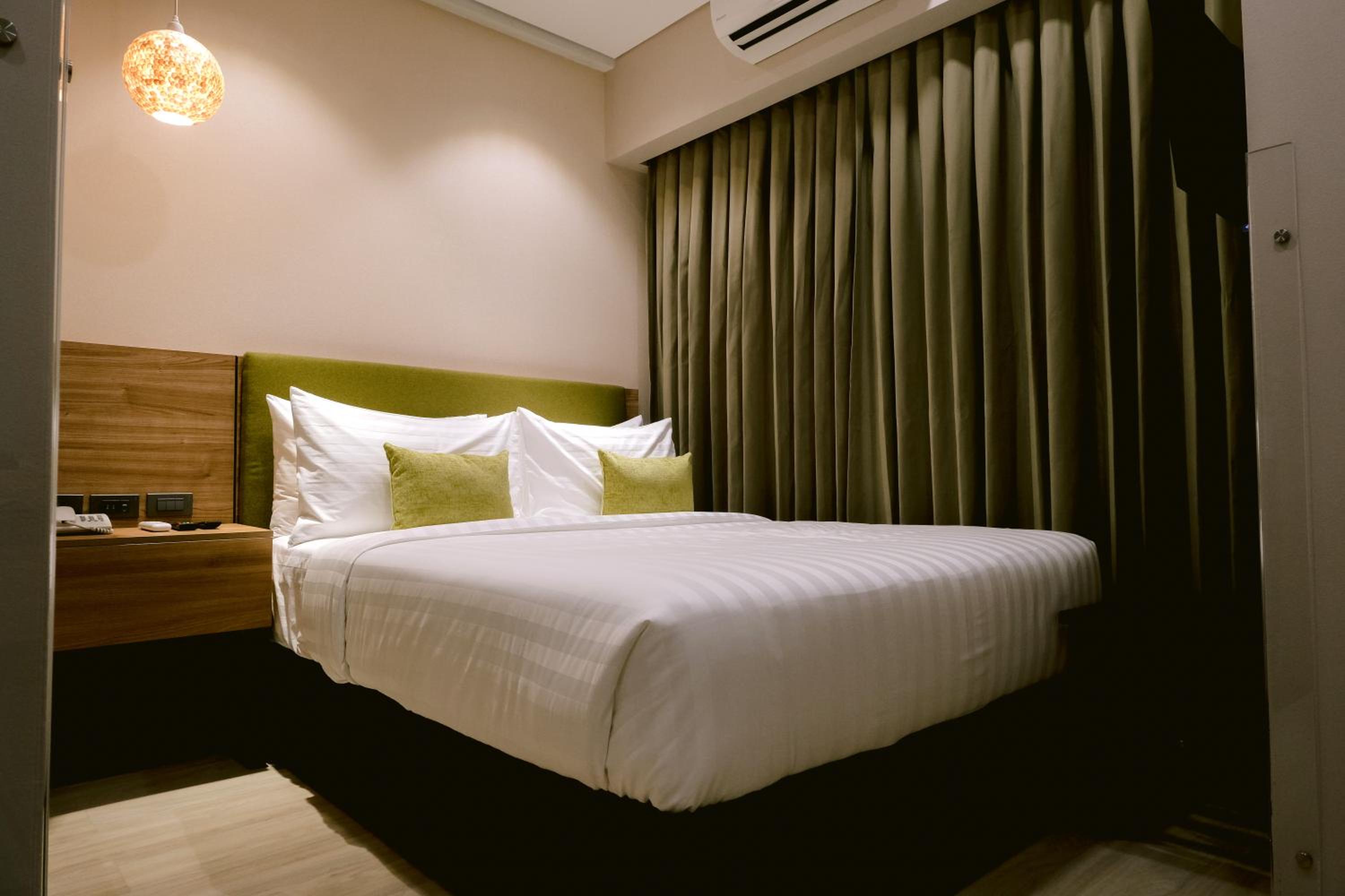 Double or Twin Room - Photo 2